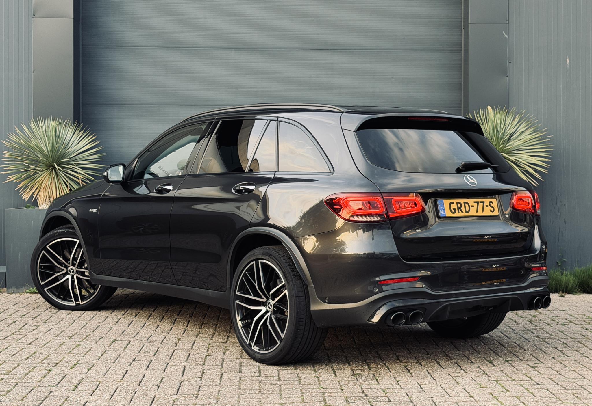 Foto van Mercedes-Benz AMG GLC 43 4Matic