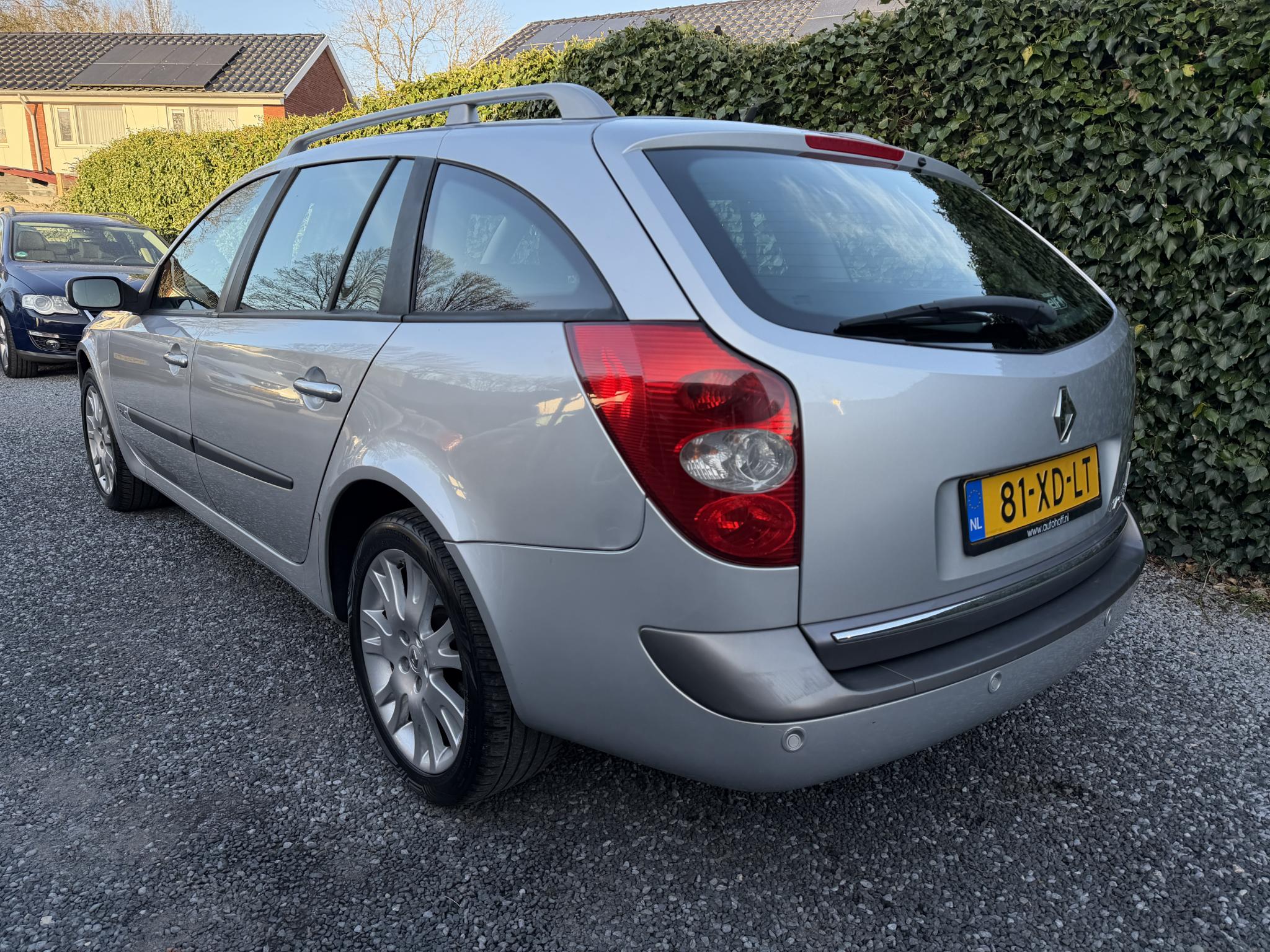 Foto van Renault Laguna Grand Tour