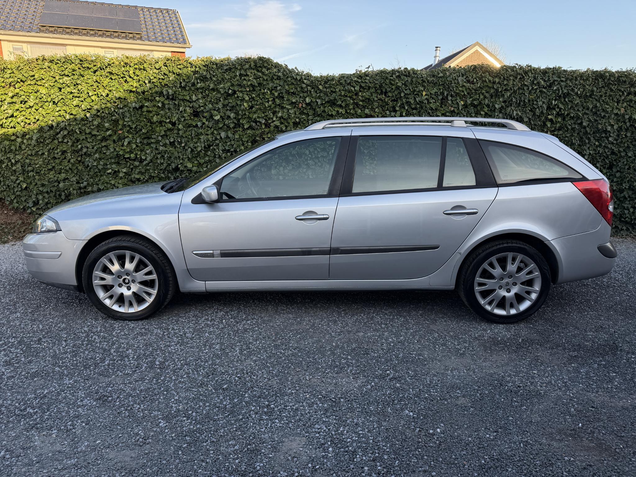 Foto van Renault Laguna Grand Tour