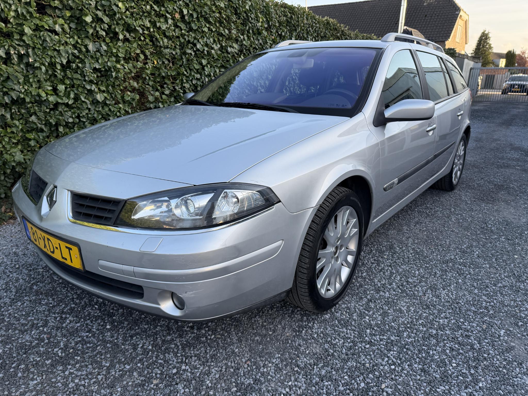 Foto van Renault Laguna Grand Tour
