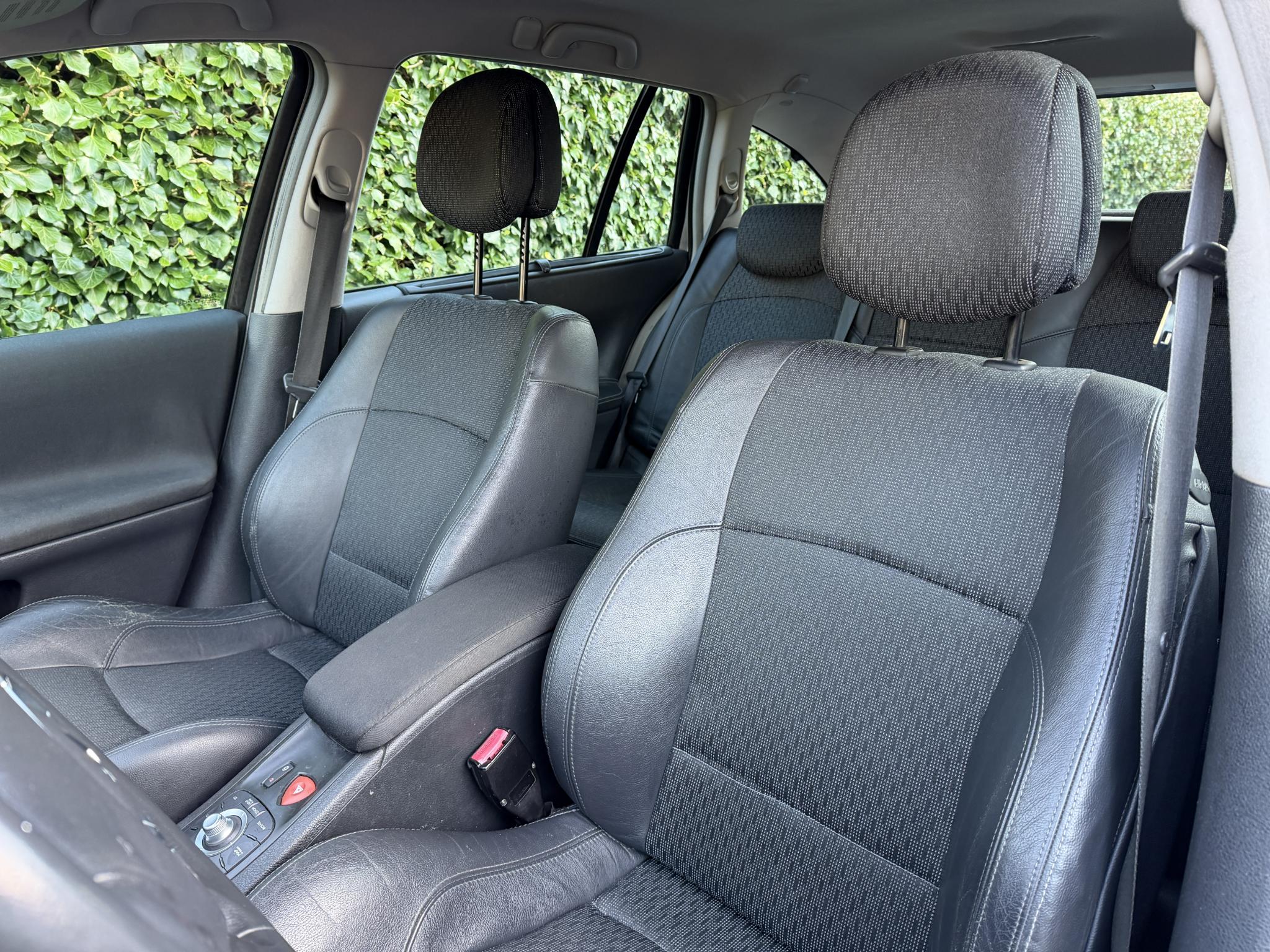 Foto van Renault Laguna Grand Tour
