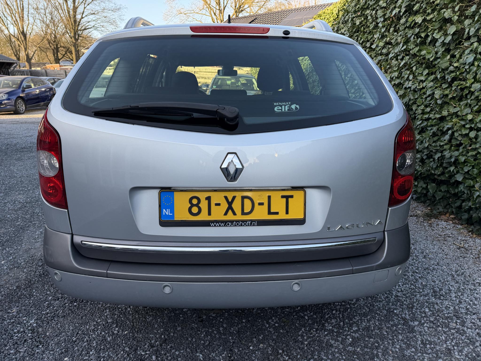 Foto van Renault Laguna Grand Tour
