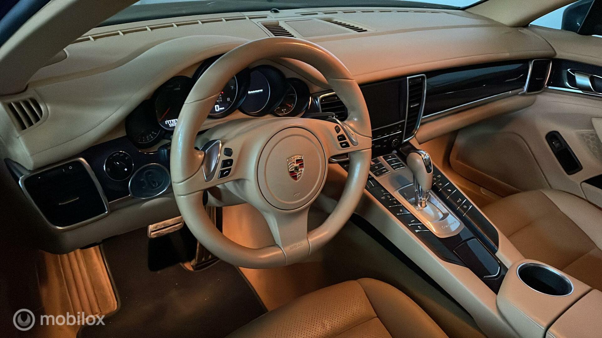 Foto van Porsche Panamera