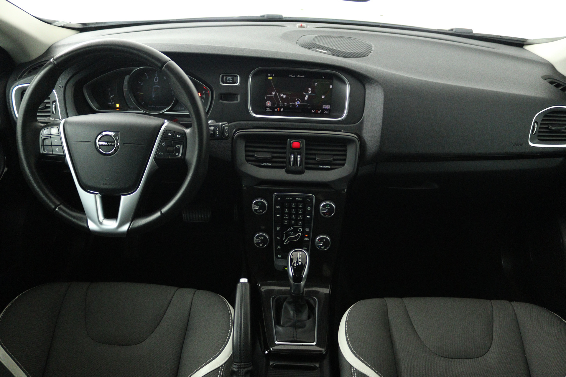 Foto van Volvo V40 Cross Country
