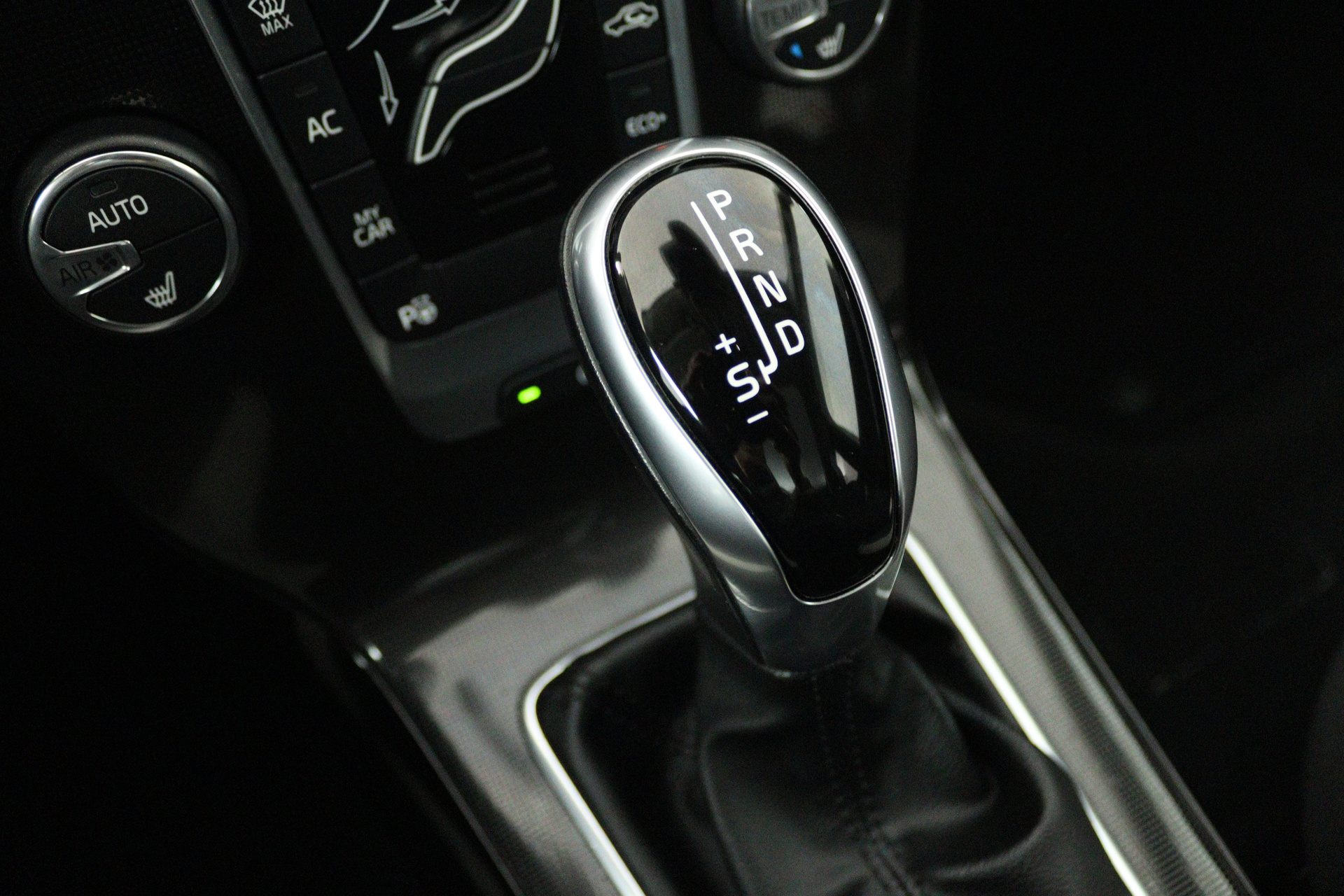 Foto van Volvo V40 Cross Country