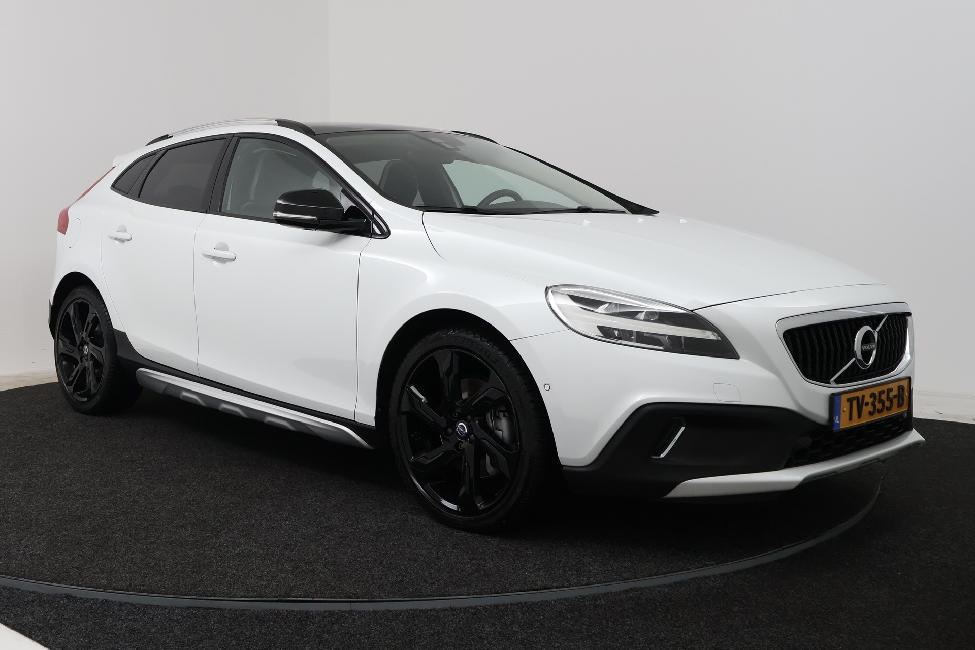Foto van Volvo V40 Cross Country