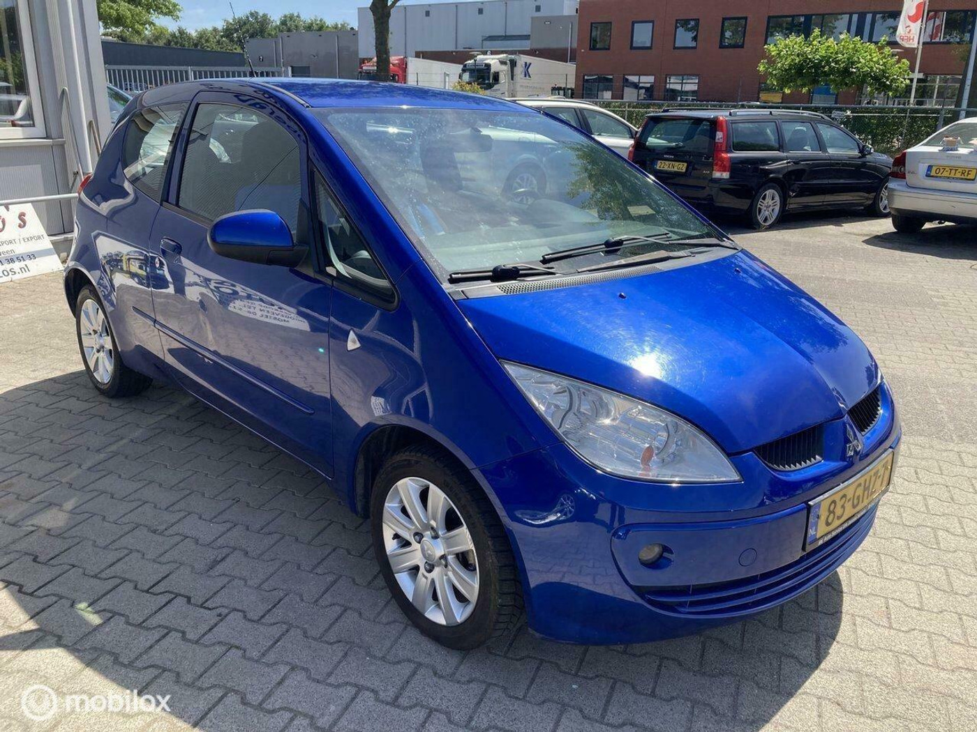 Foto van Mitsubishi Colt