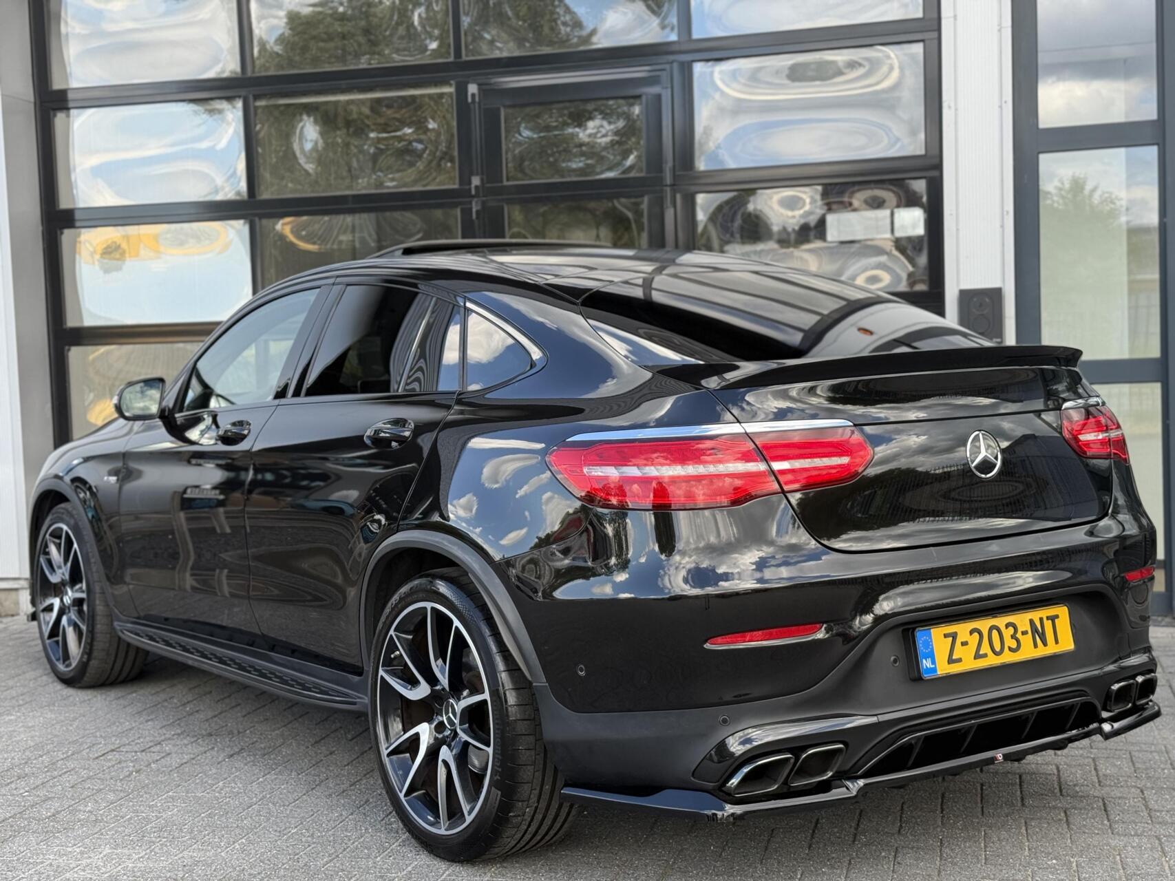 Foto van Mercedes-Benz AMG GLC 43