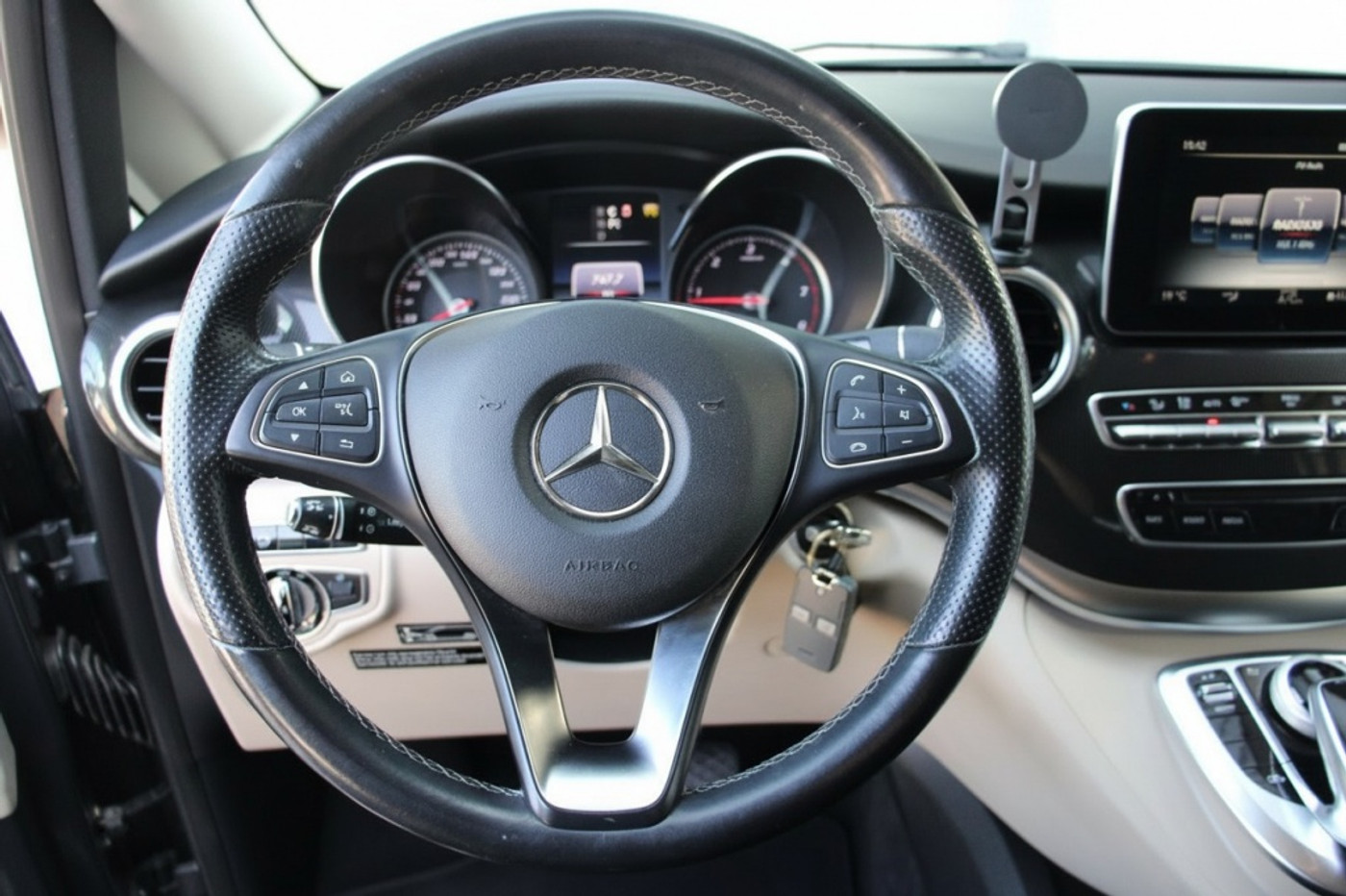 Foto van Mercedes-Benz Marco Polo