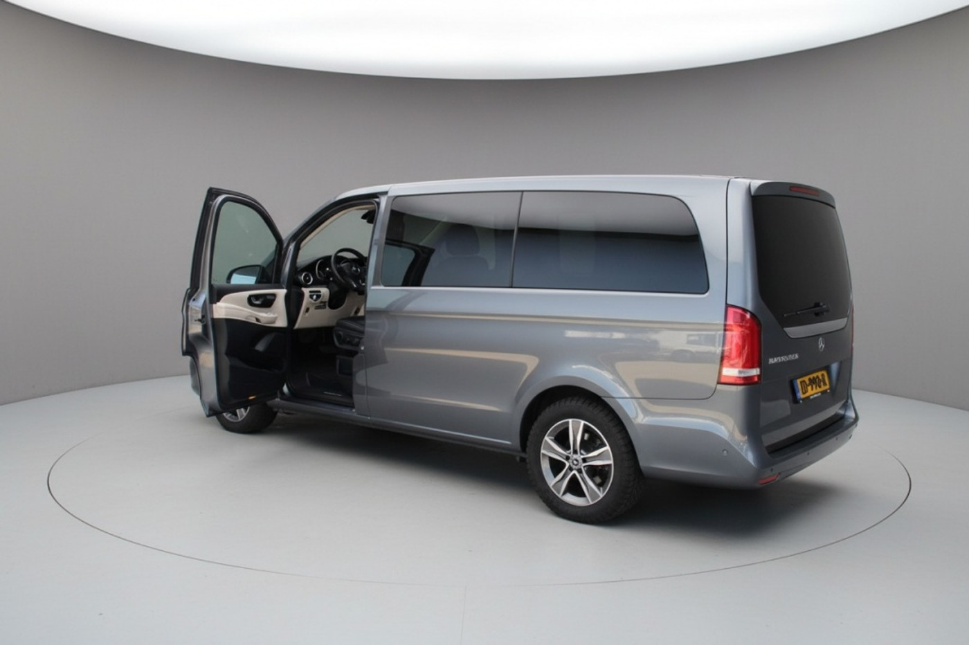 Foto van Mercedes-Benz Marco Polo