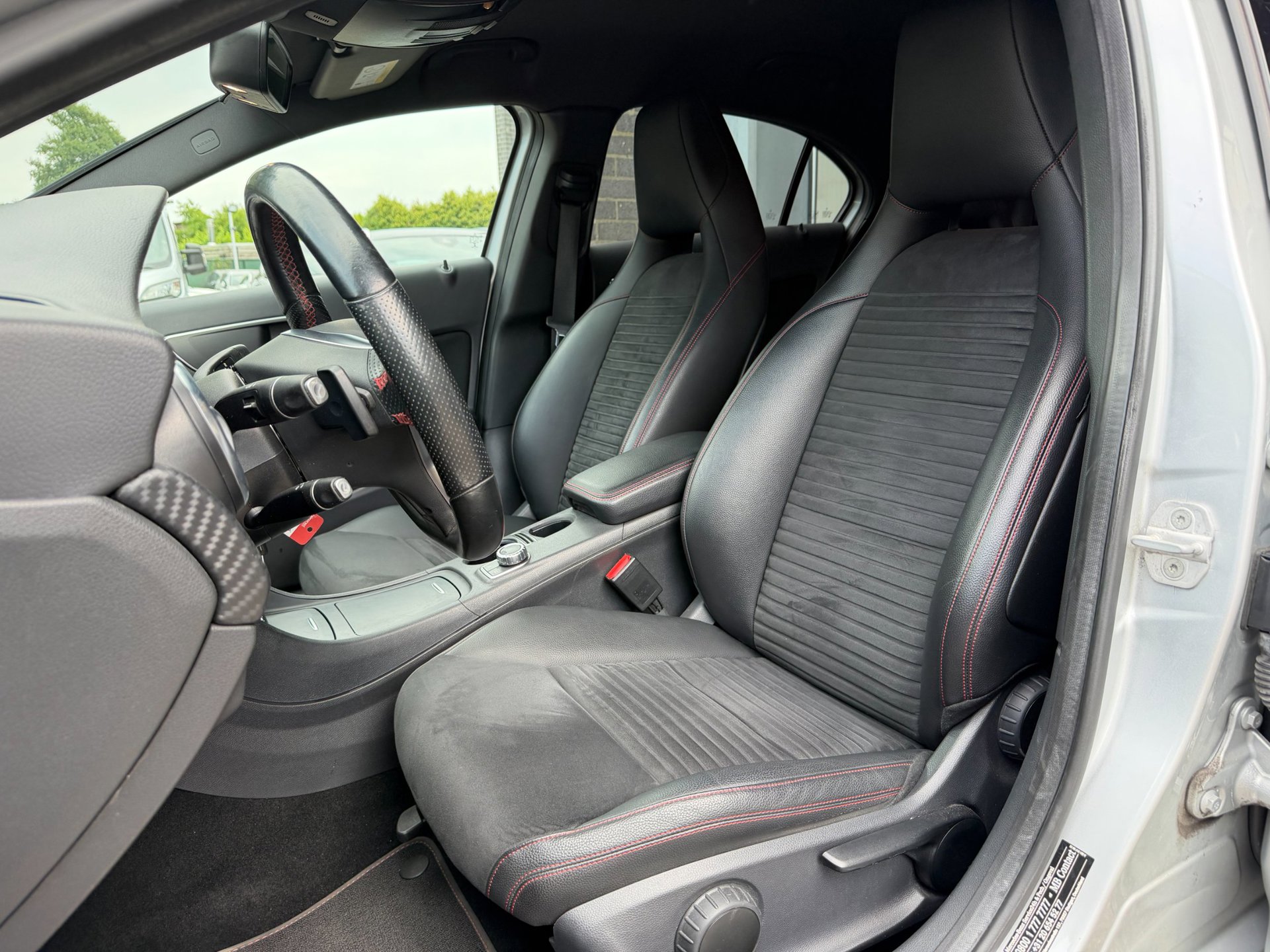 Foto van Mercedes-Benz A 180