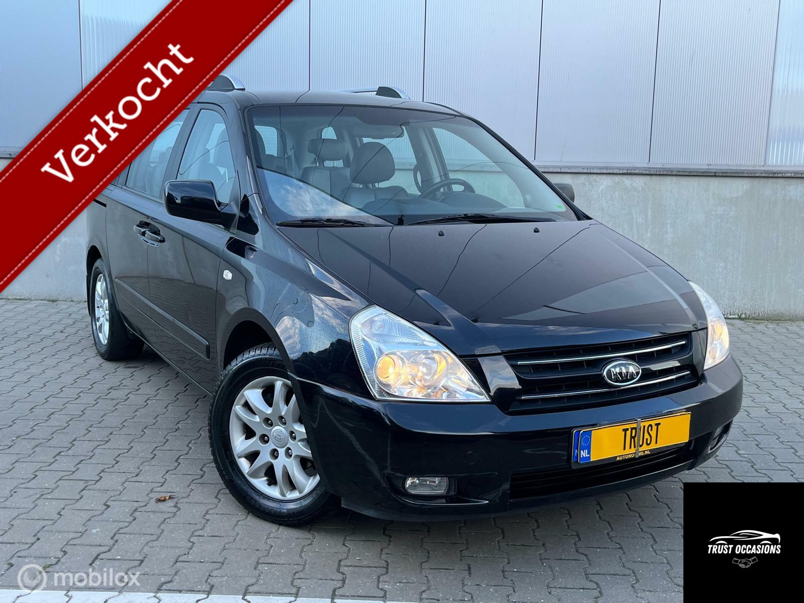 Kia Carnival EX Luxe AUT 7PERS CRUISE TREKHAAK ELEK STOELEN NAP 2006 - voorkant