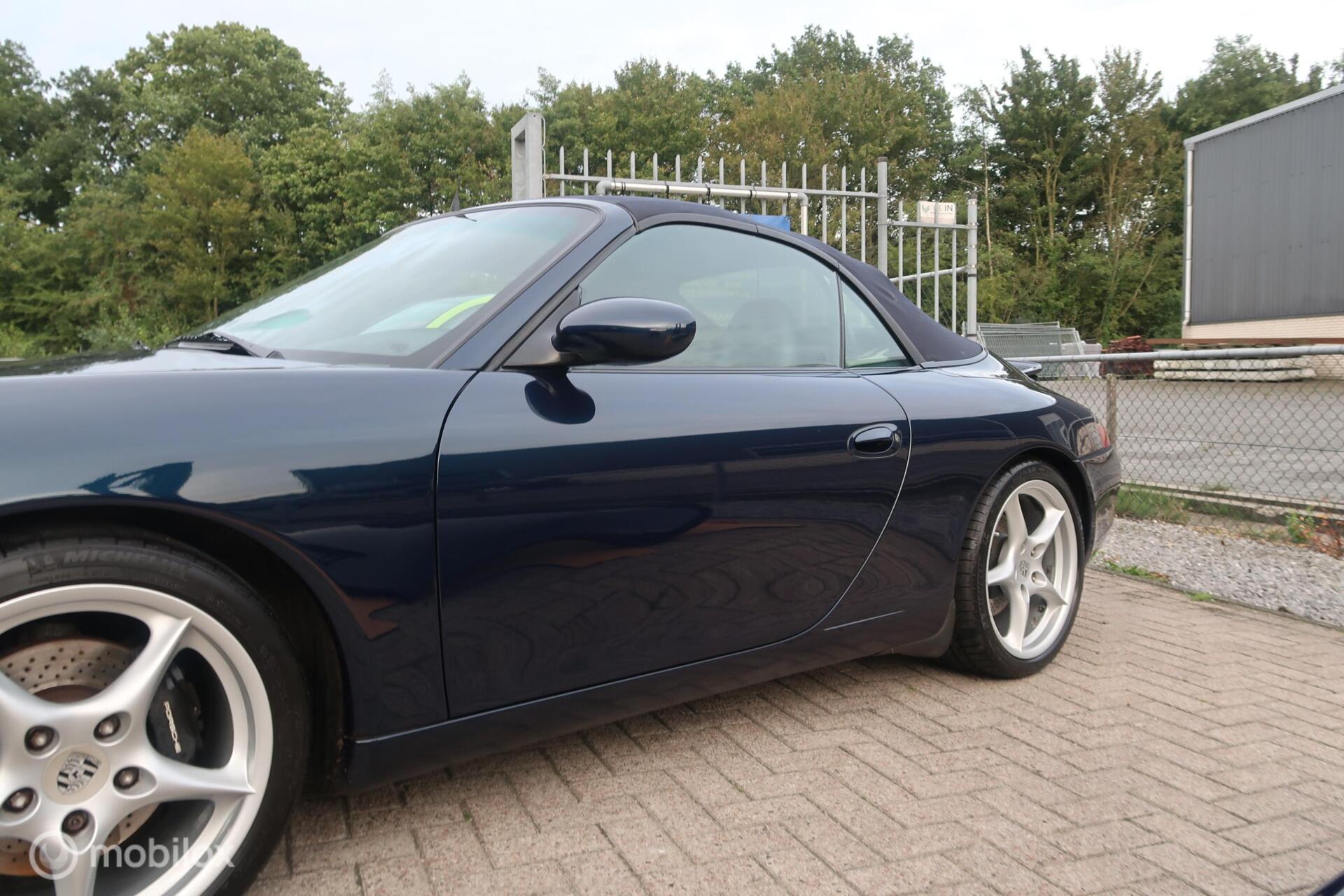 Foto van Porsche 911 Carrera