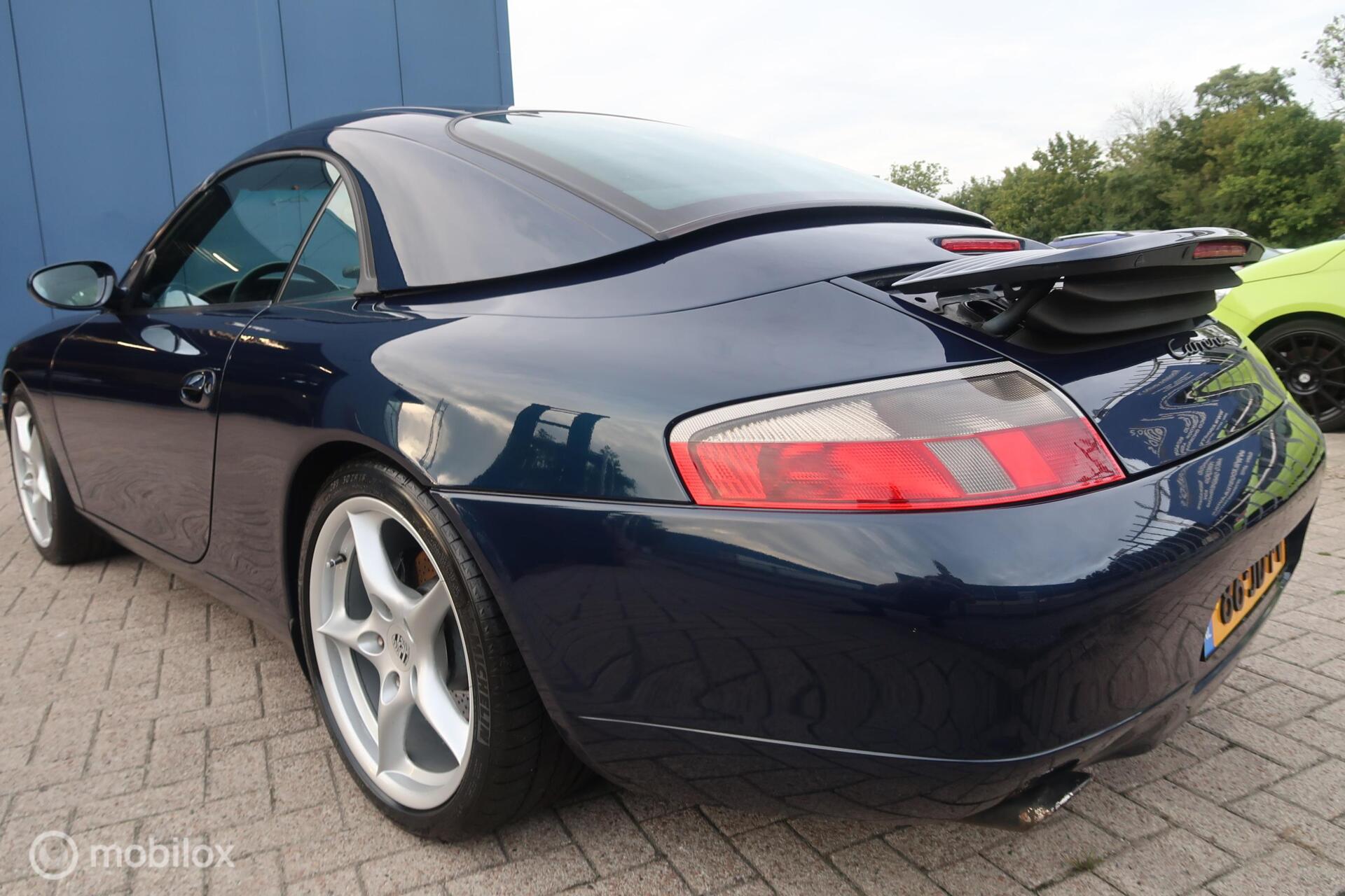 Foto van Porsche 911 Carrera