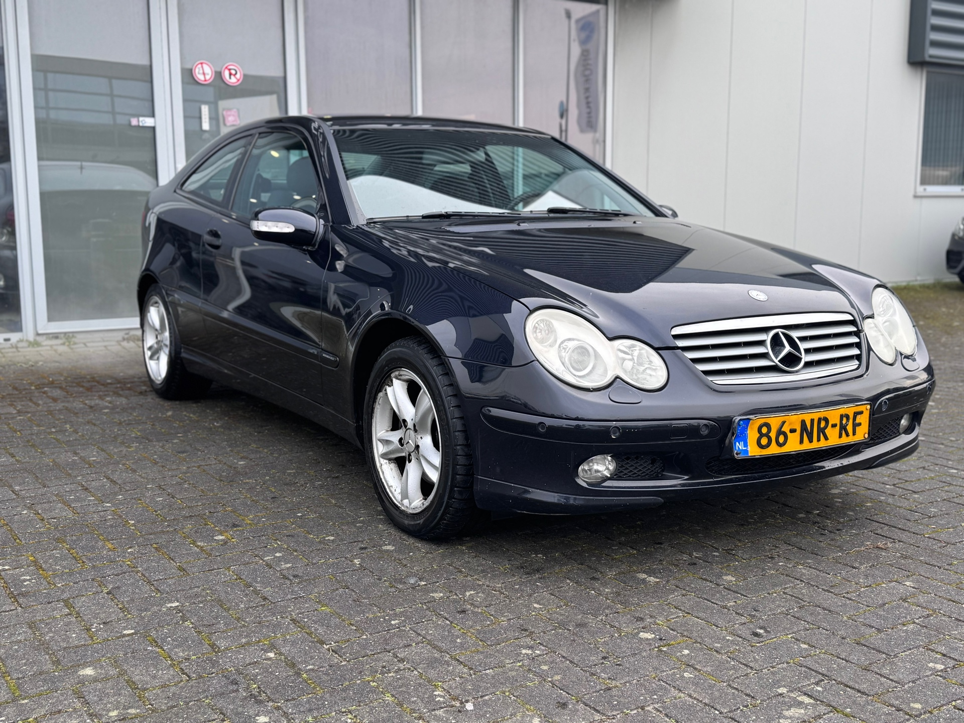 Foto van Mercedes-Benz C 200 Kompressor