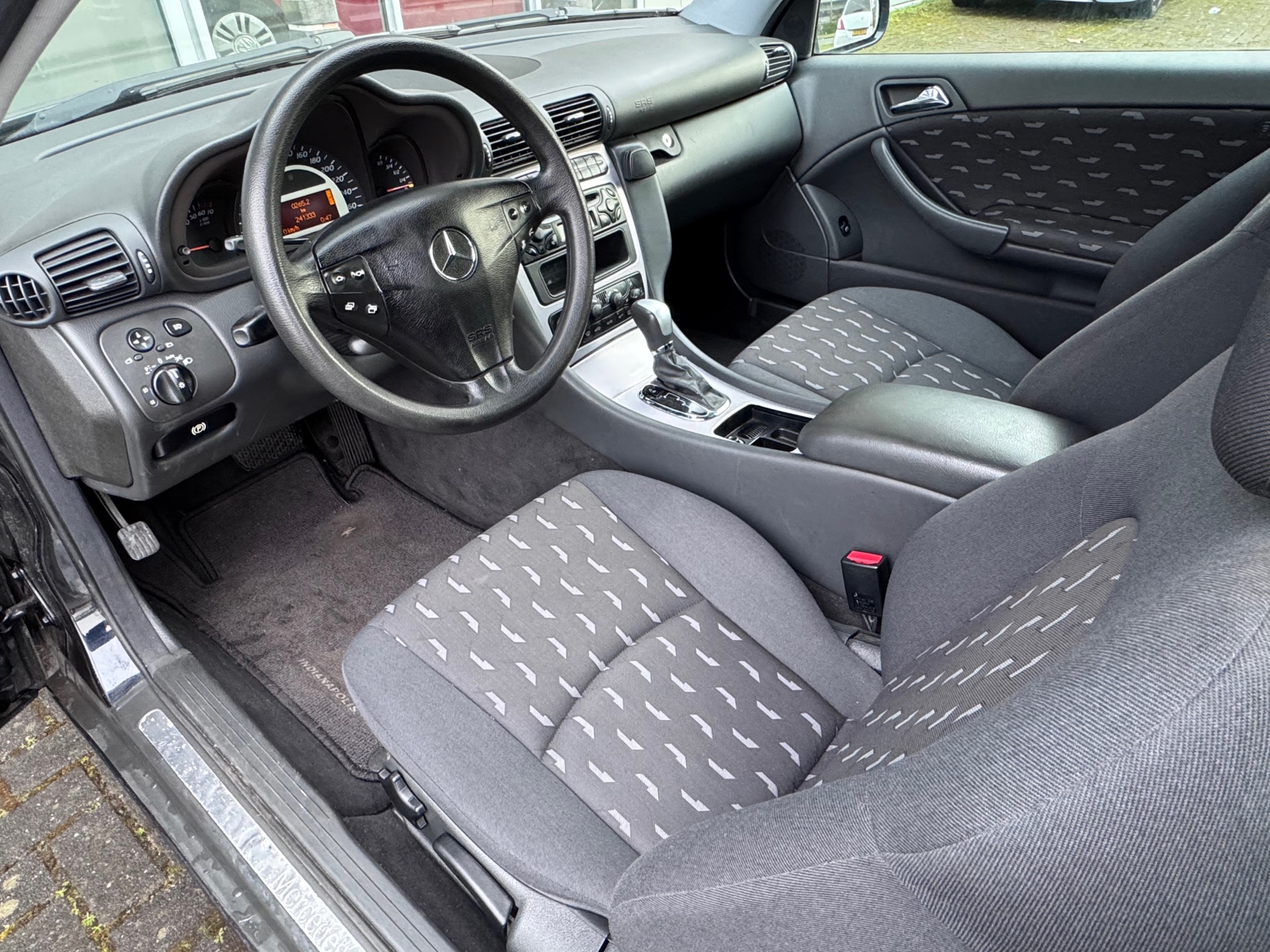 Foto van Mercedes-Benz C 200 Kompressor