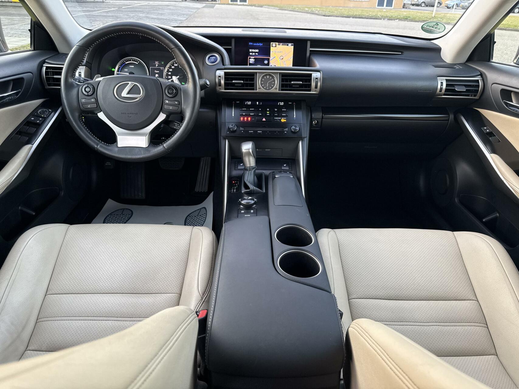 Foto van Lexus Is