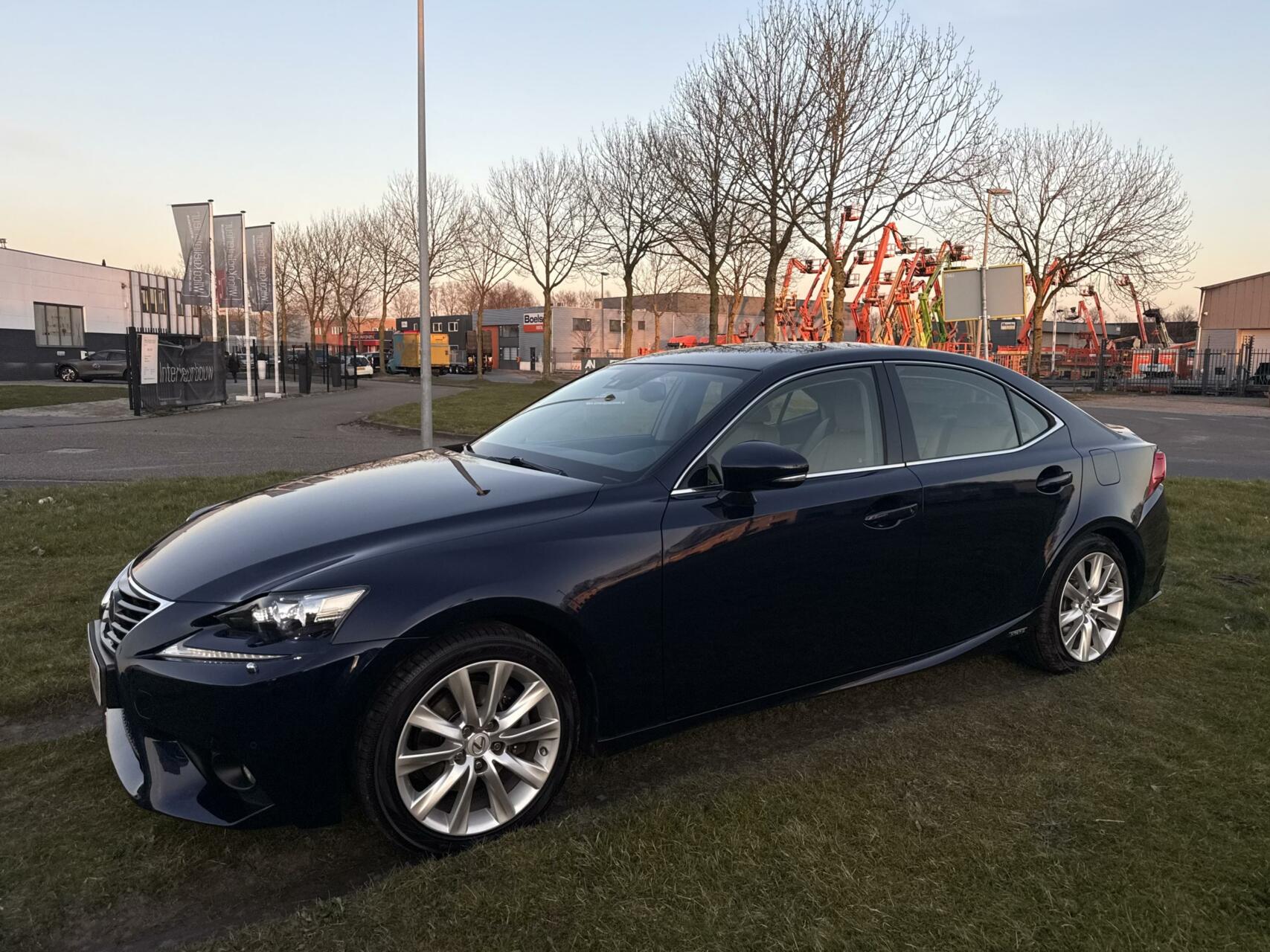Foto van Lexus Is