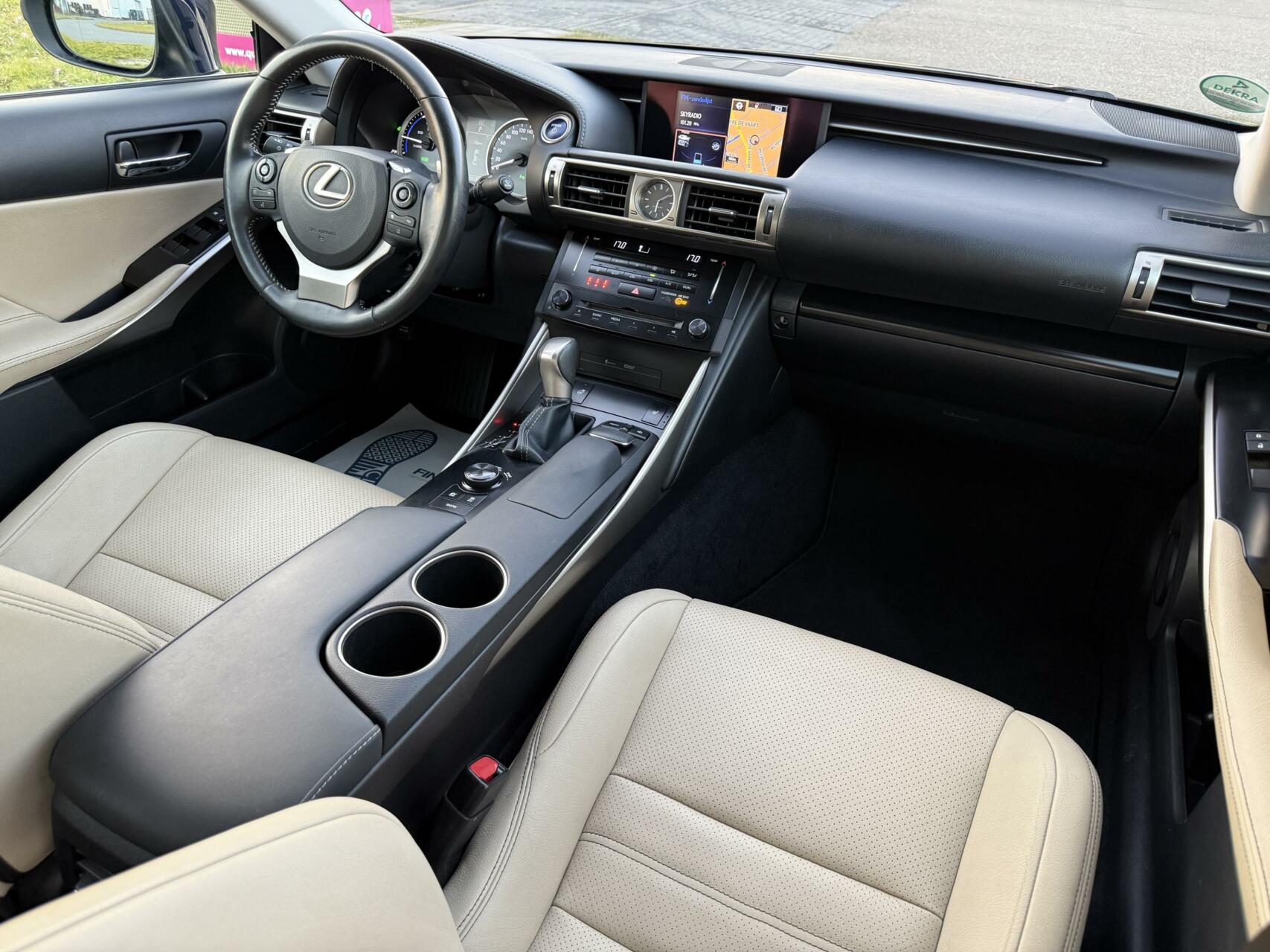 Foto van Lexus Is