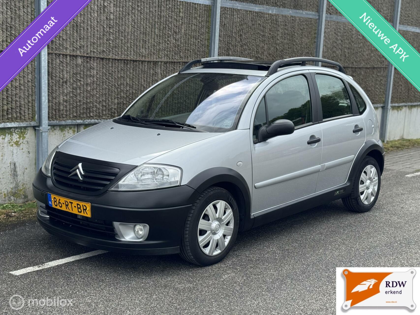 Citroen C3 1.4i-16V Exclusive AUTOMAAT/NAP/UNIEK!!/PANO/AIRCO 2005 - voorkant
