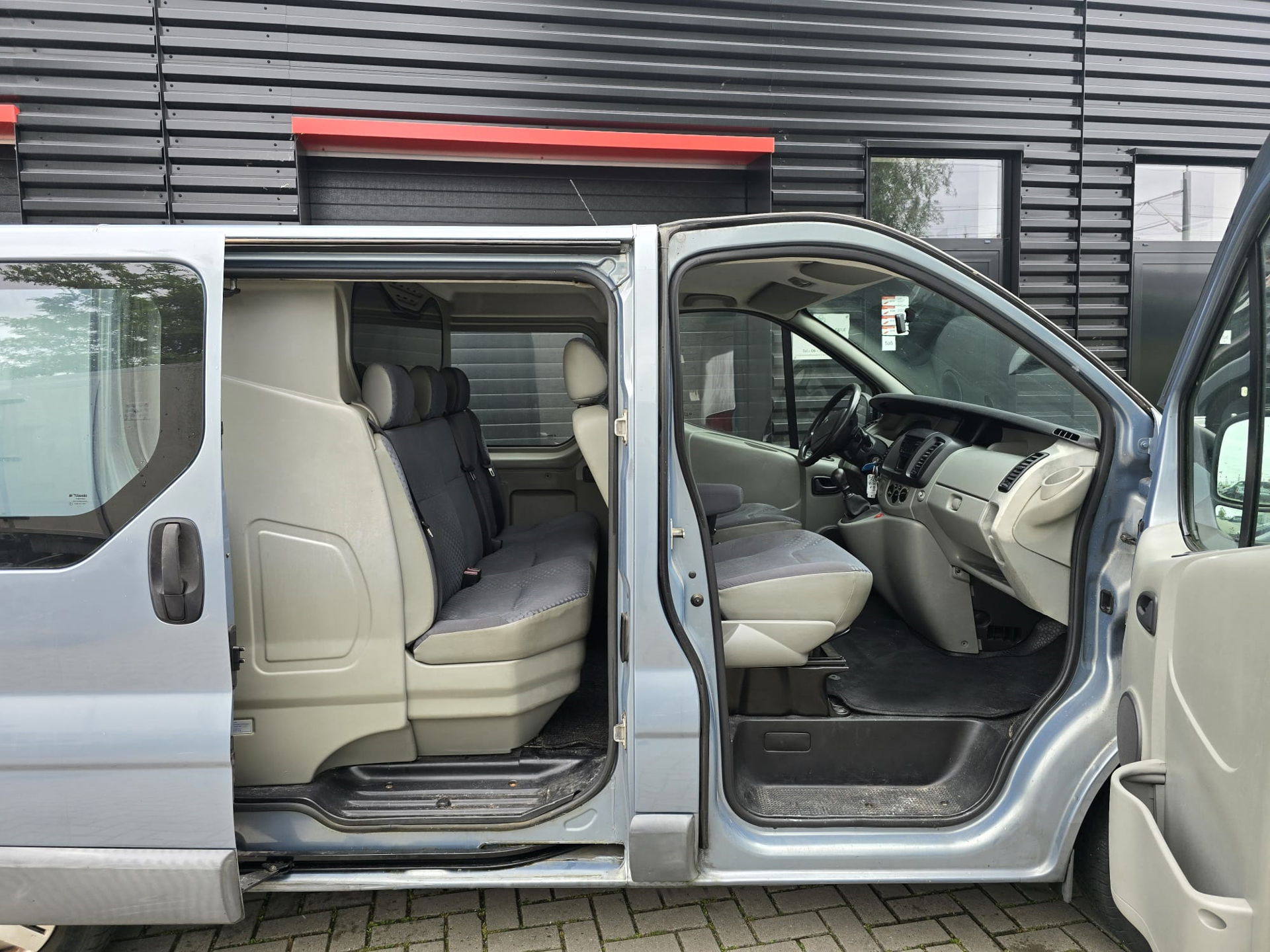 Foto van Renault Trafic T27 L1/h1 2.0 Dci 84kw E4