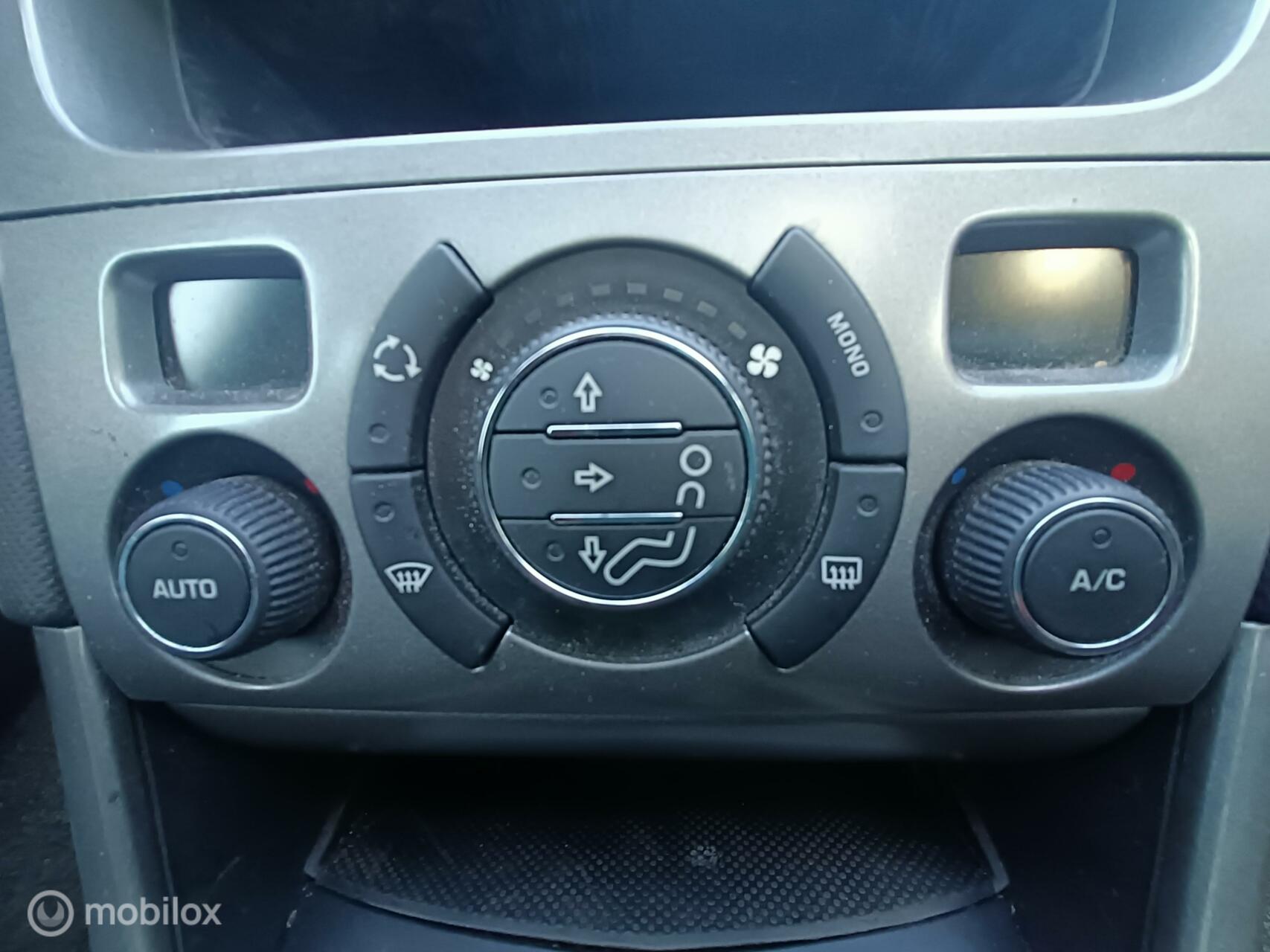 Foto van Peugeot 308 SW