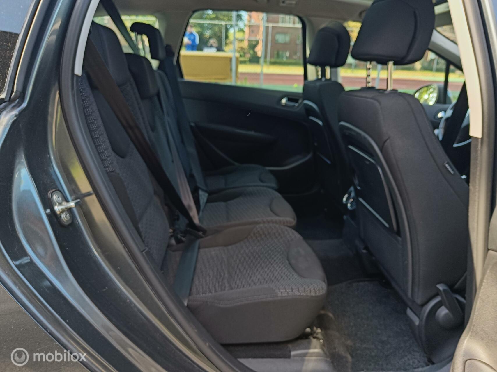 Foto van Peugeot 308 SW
