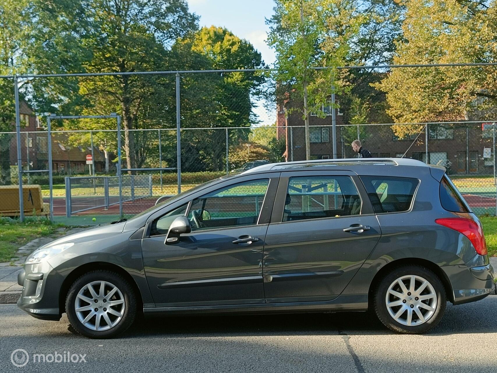 Foto van Peugeot 308 SW