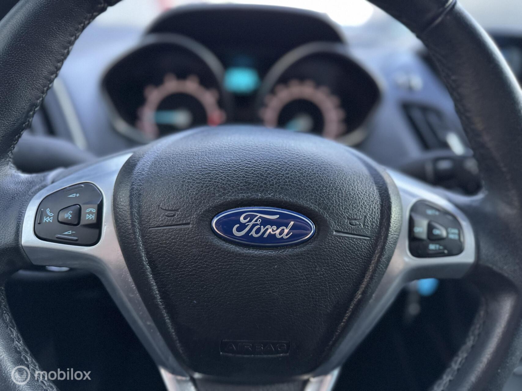 Foto van Ford B-max
