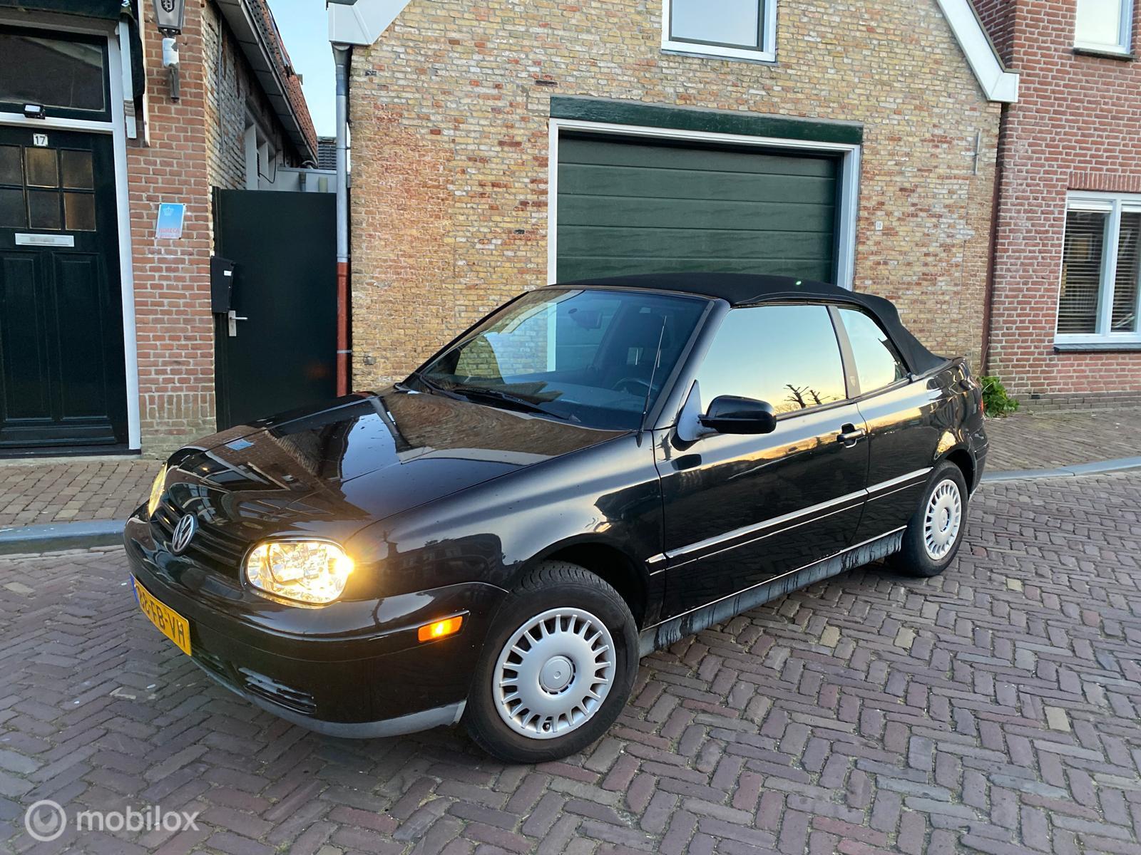 Volkswagen Golf Cabrio 2.0 Highline lage km stand uniek. 1999 - voorkant