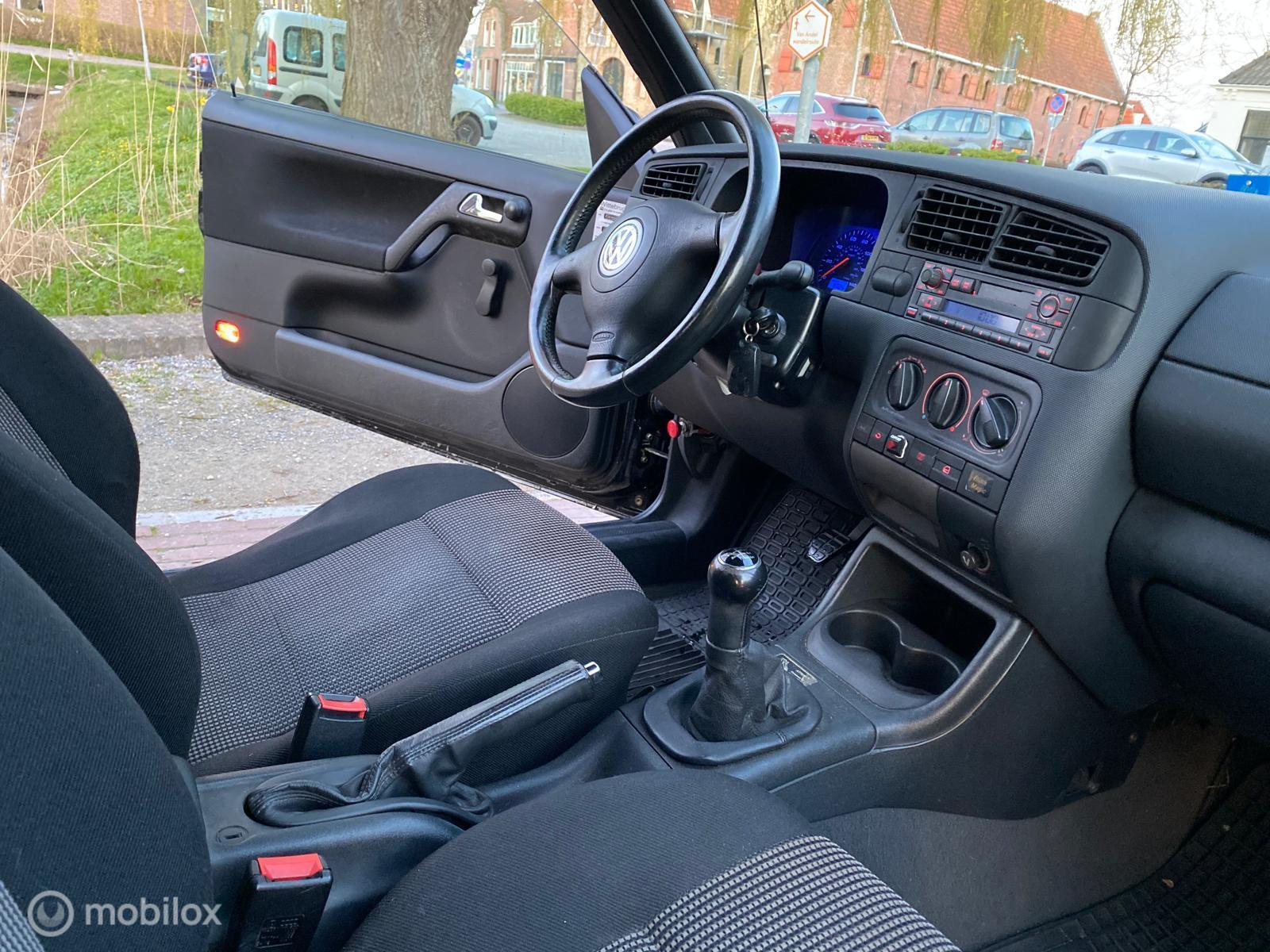 Foto van Volkswagen Golf Cabrio