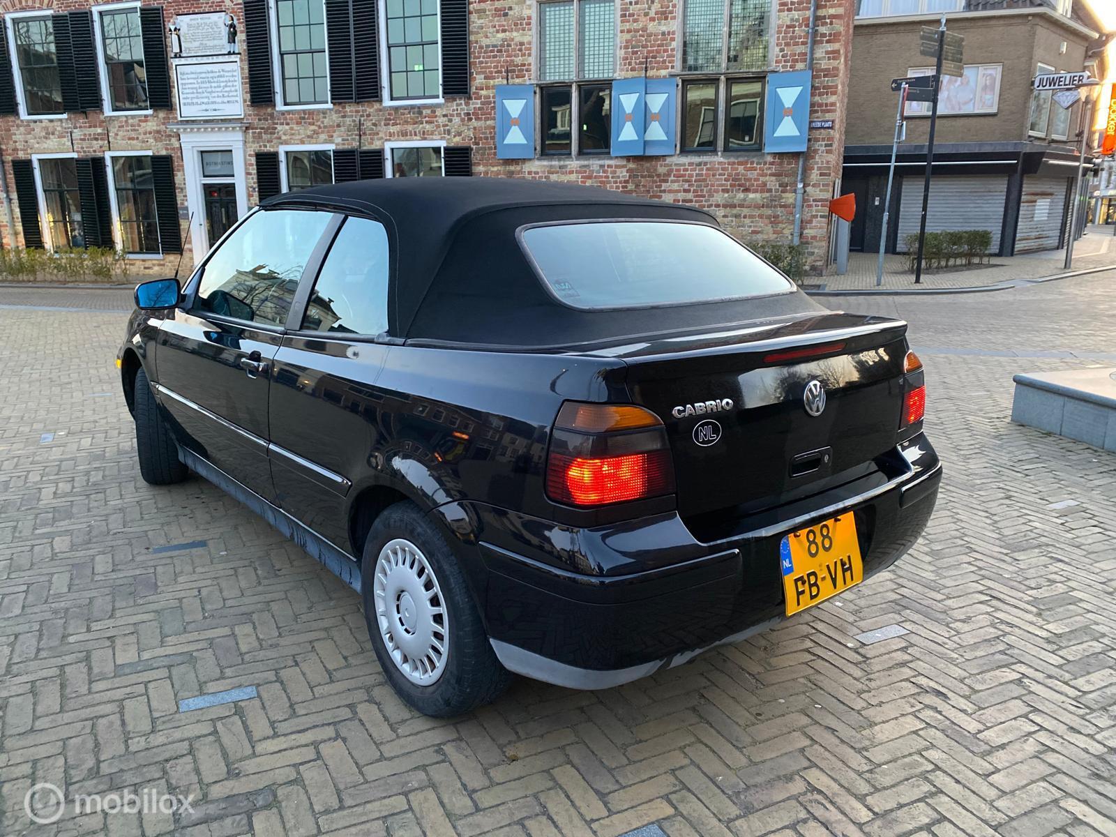 Foto van Volkswagen Golf Cabrio
