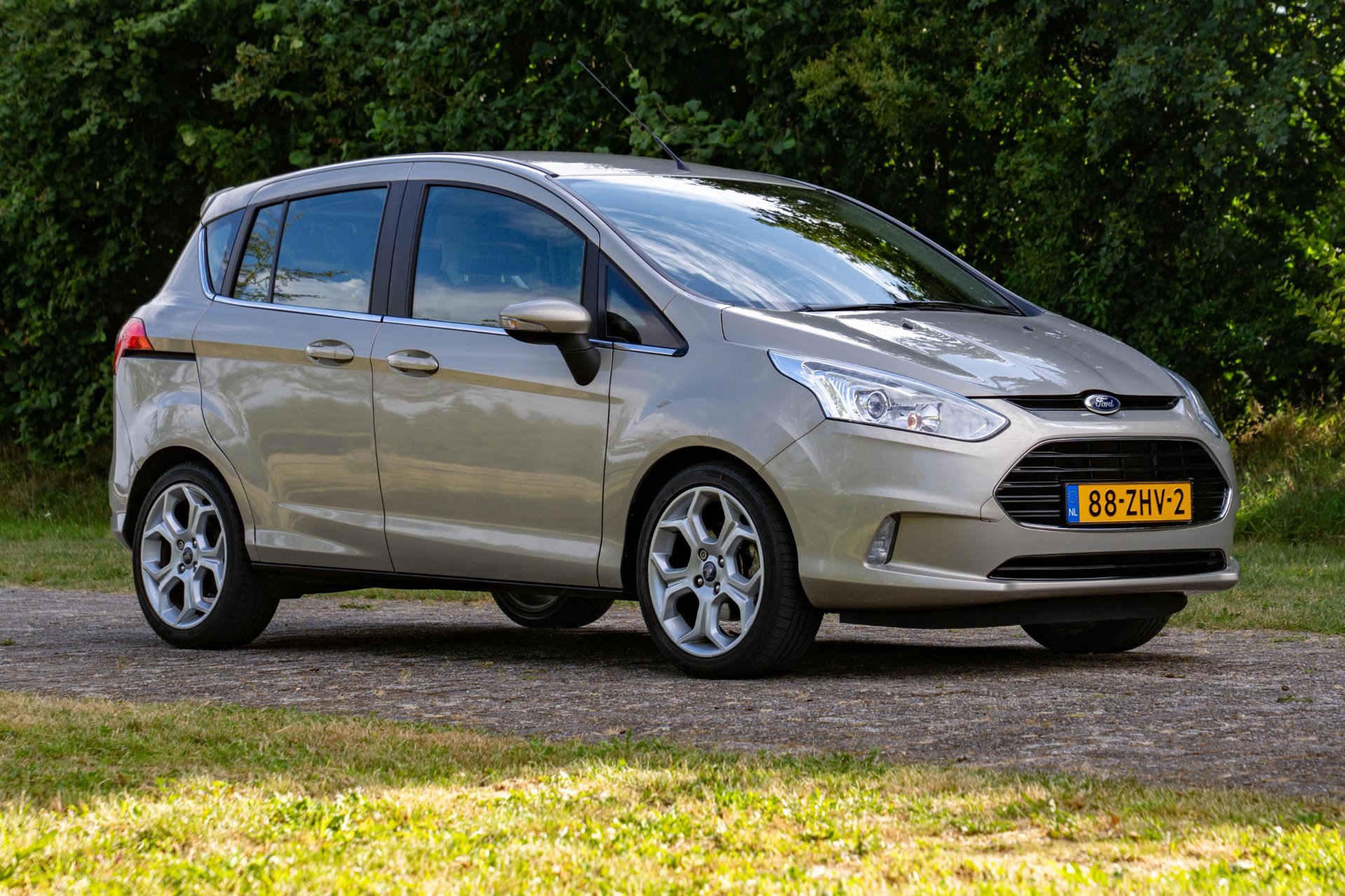 Foto van Ford B-max
