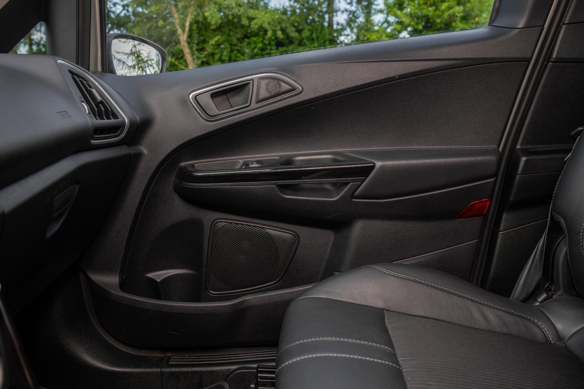 Foto van Ford B-max