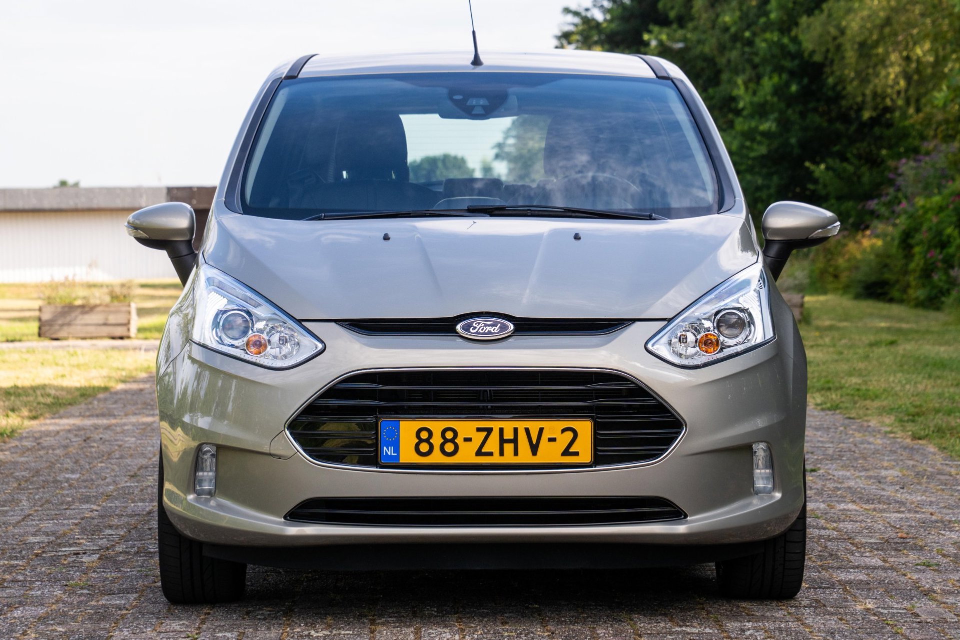 Foto van Ford B-max