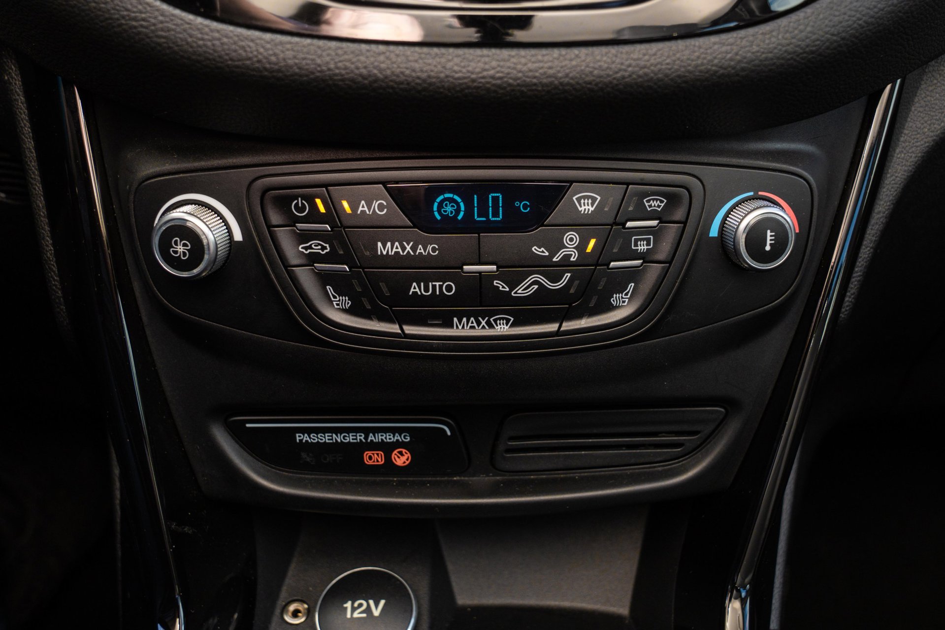 Foto van Ford B-max