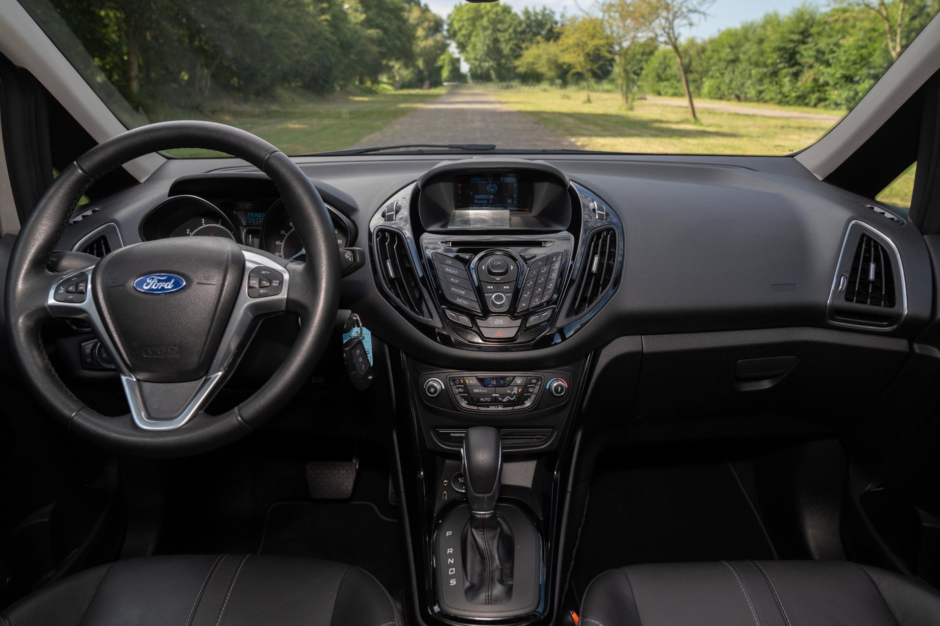 Foto van Ford B-max