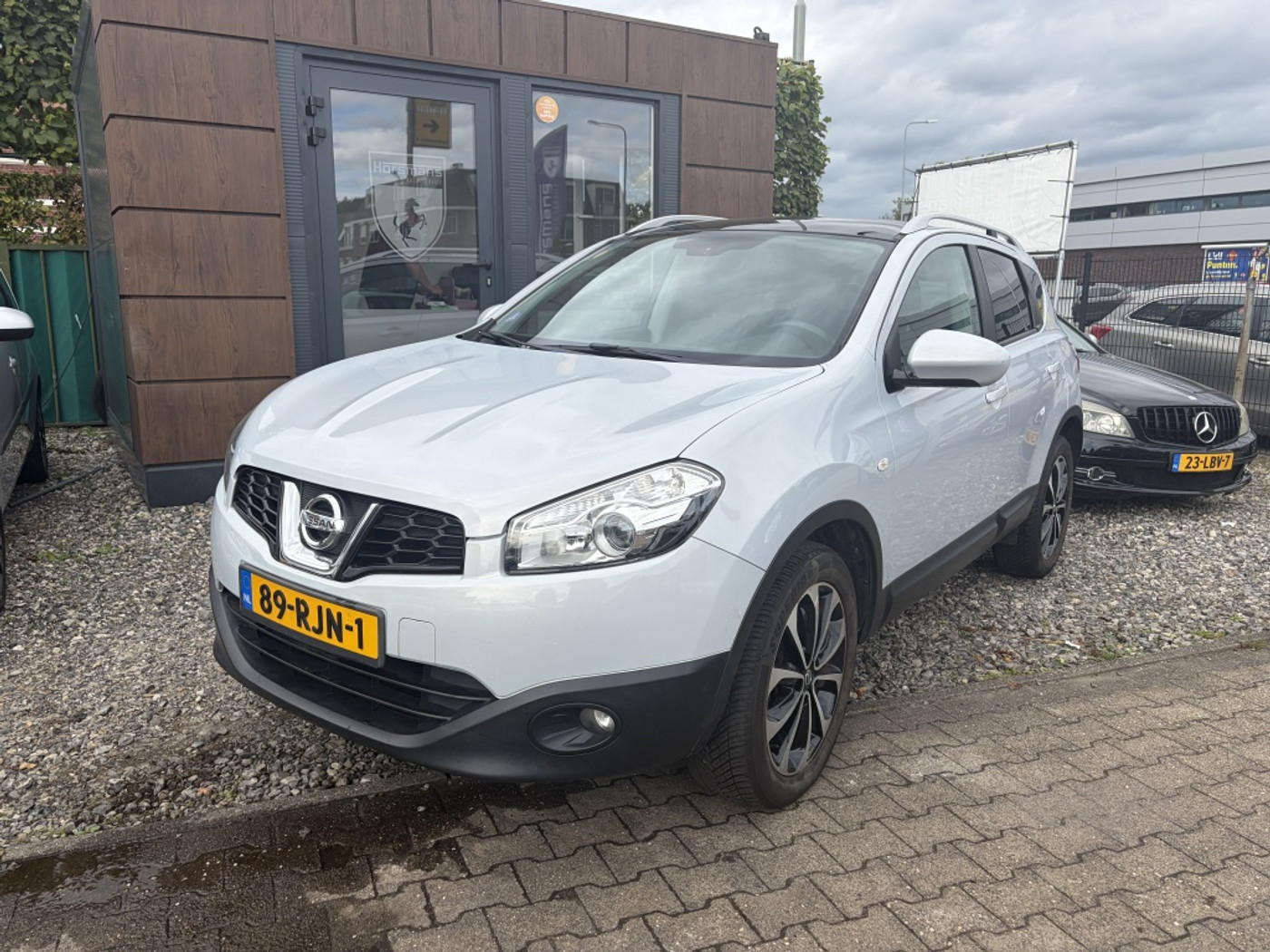 Nissan Nissan Qashqai 1.6 Connect Edition 2011 - voorkant