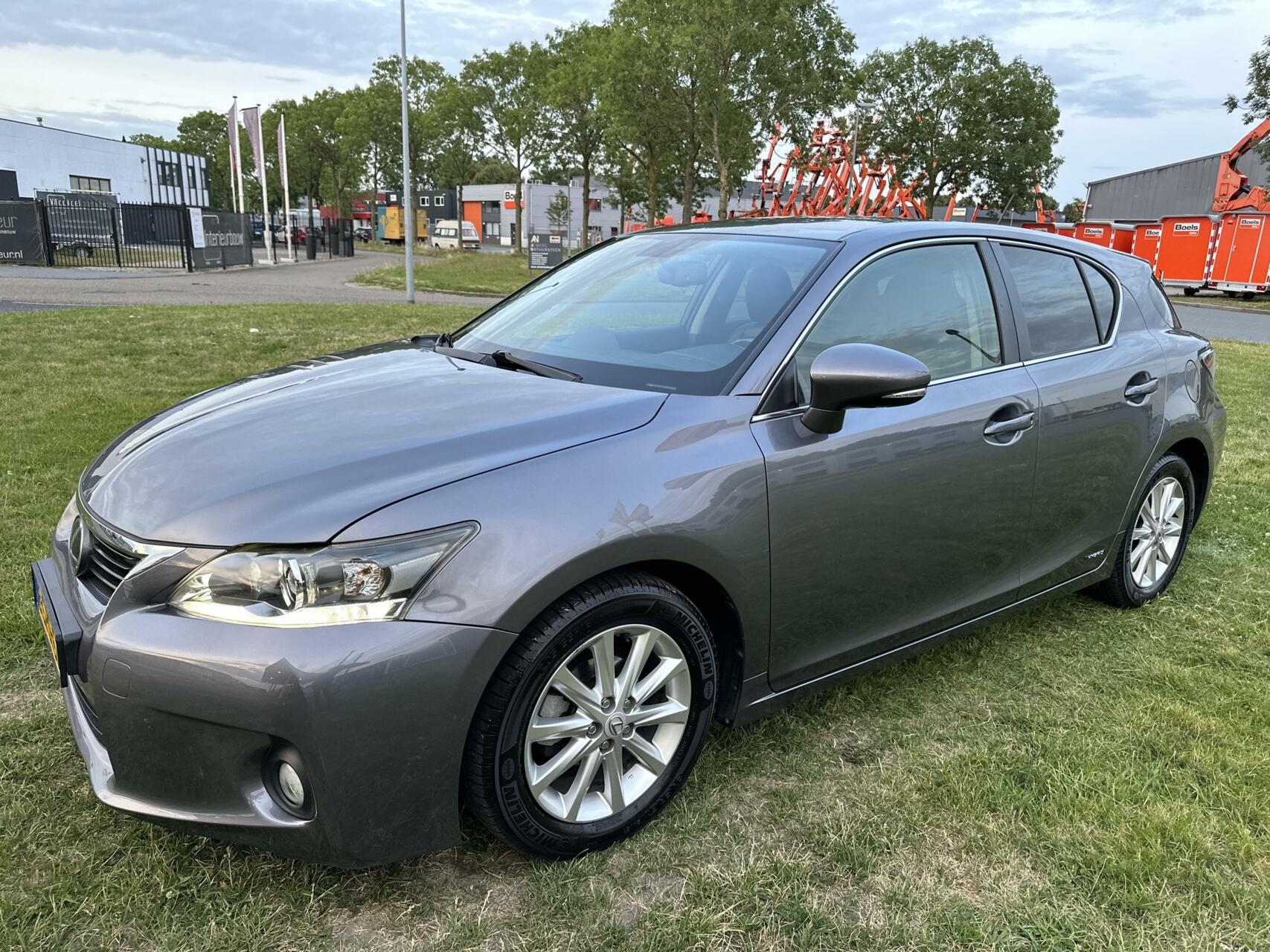 Foto van Lexus CT
