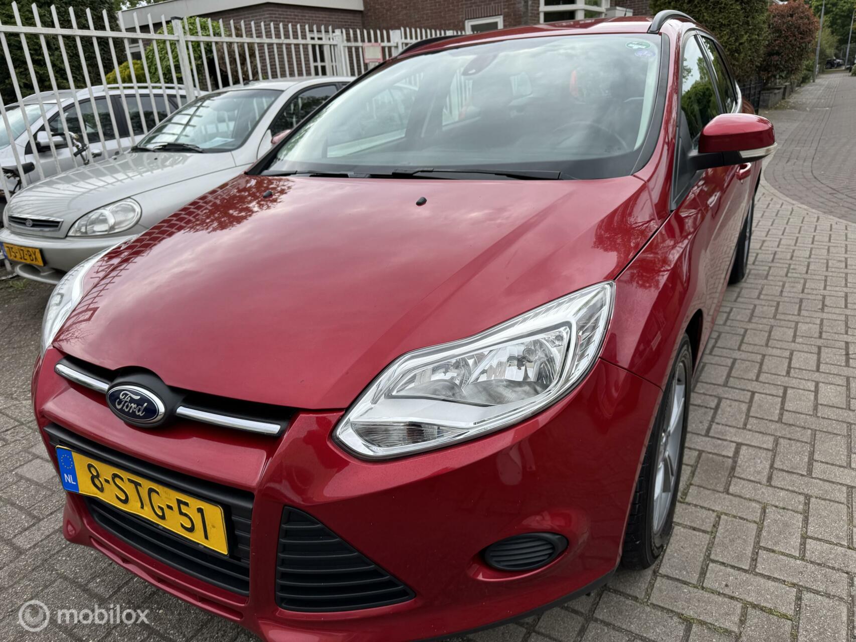 Ford Focus Wagon 1.0 EcoBoost Edition 2013 - voorkant
