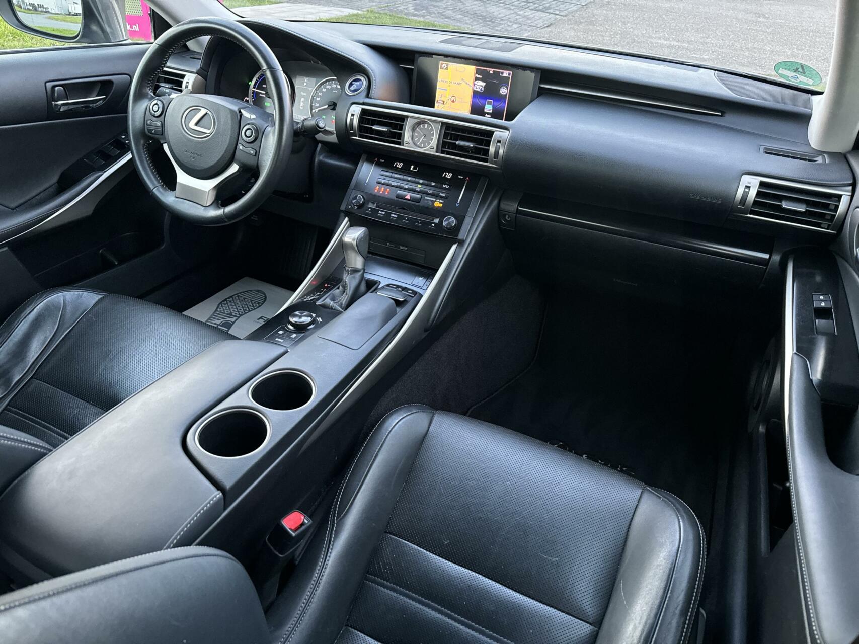 Foto van Lexus Is