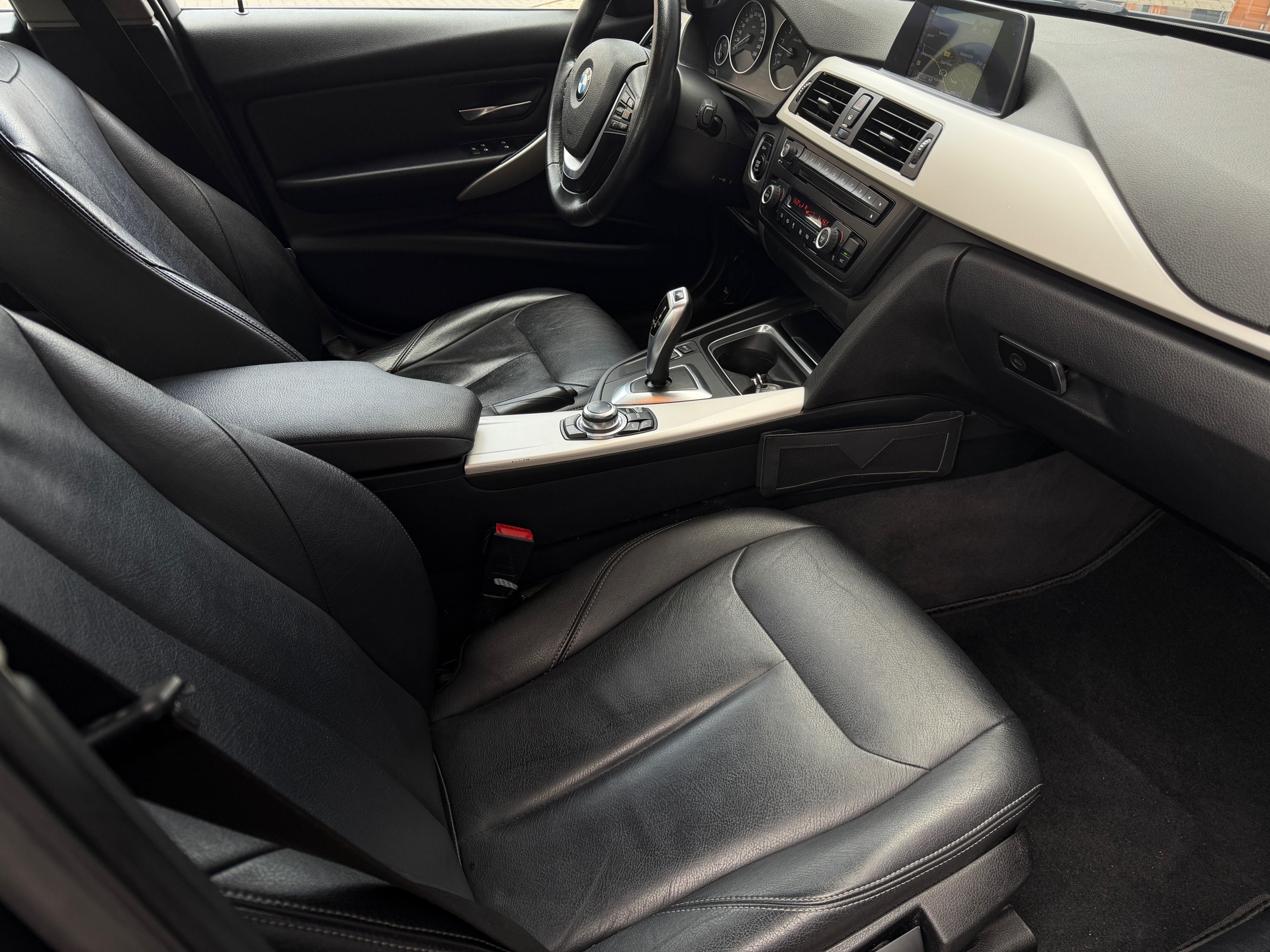 Foto van BMW 320i