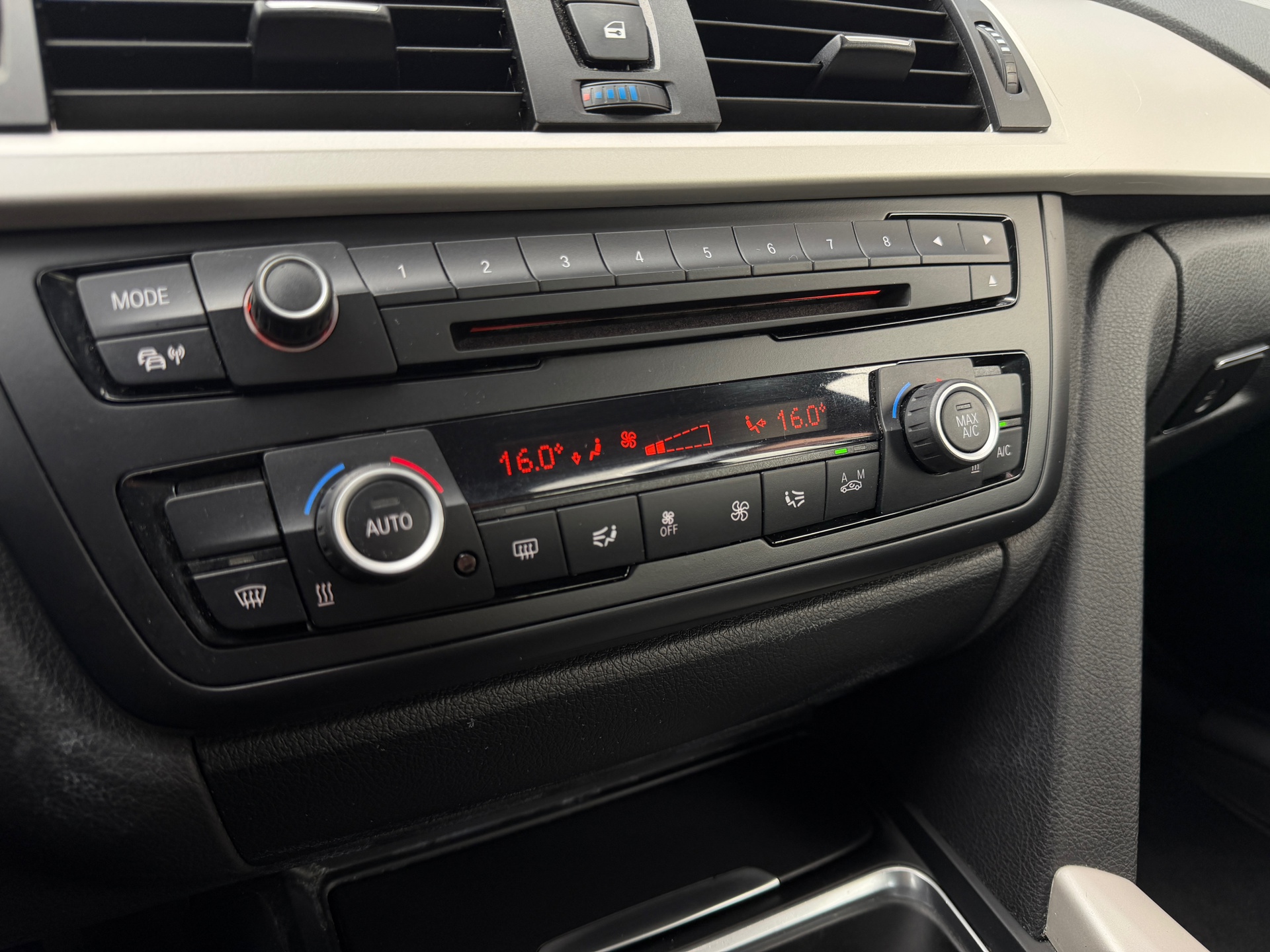 Foto van BMW 320i