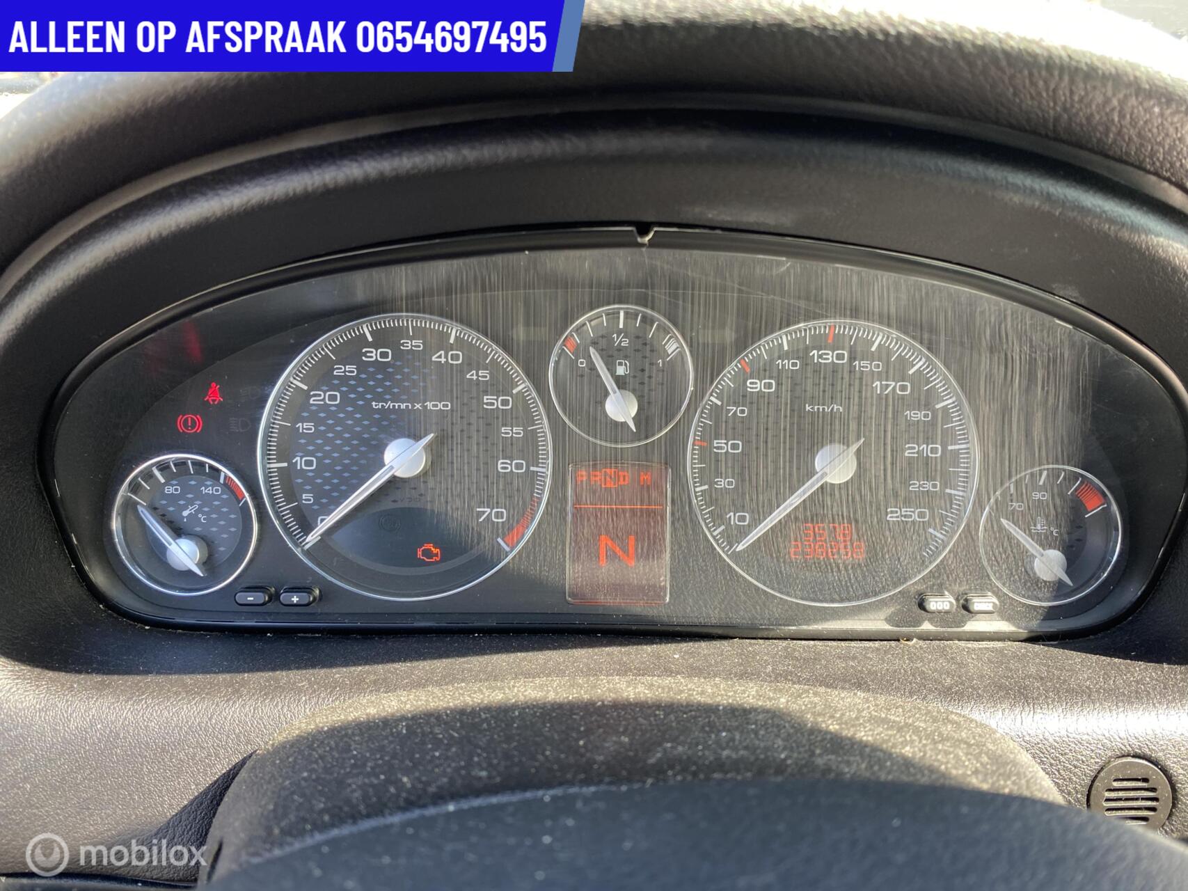 Foto van Peugeot 607