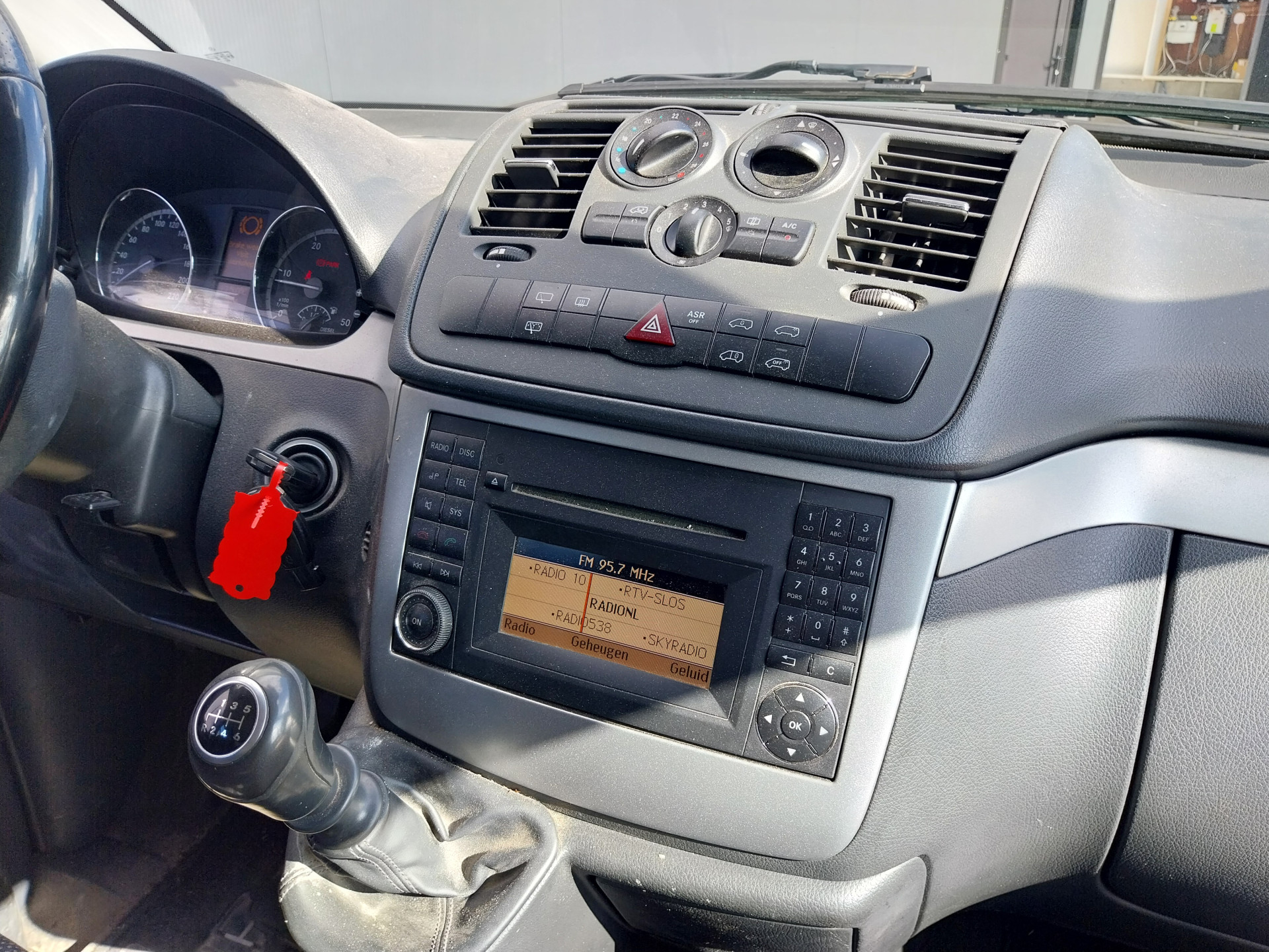 Foto van Mercedes-Benz Vito