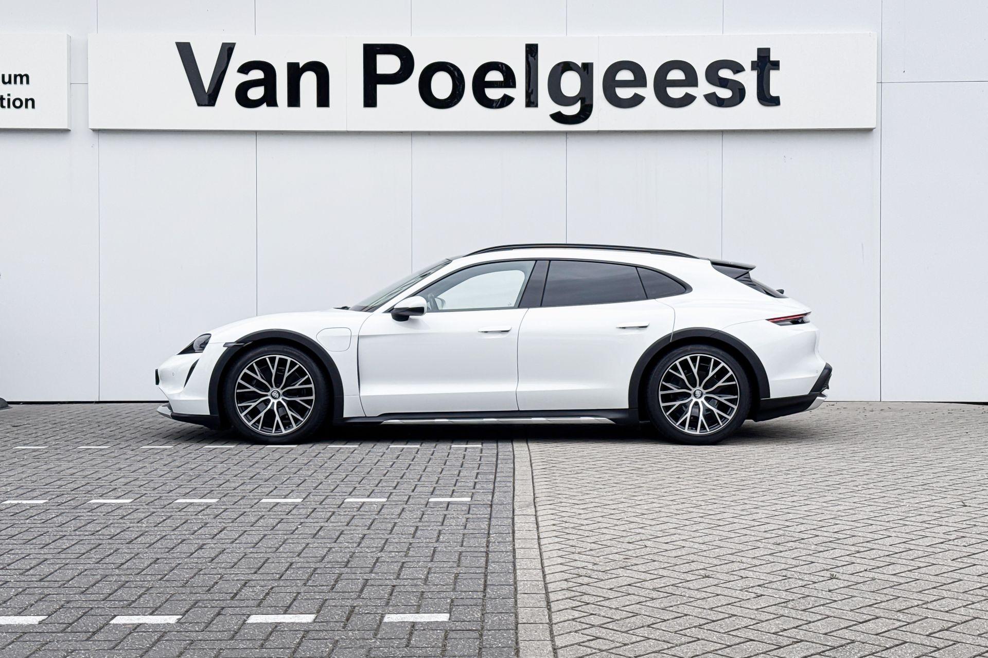 Foto van Porsche Taycan 4