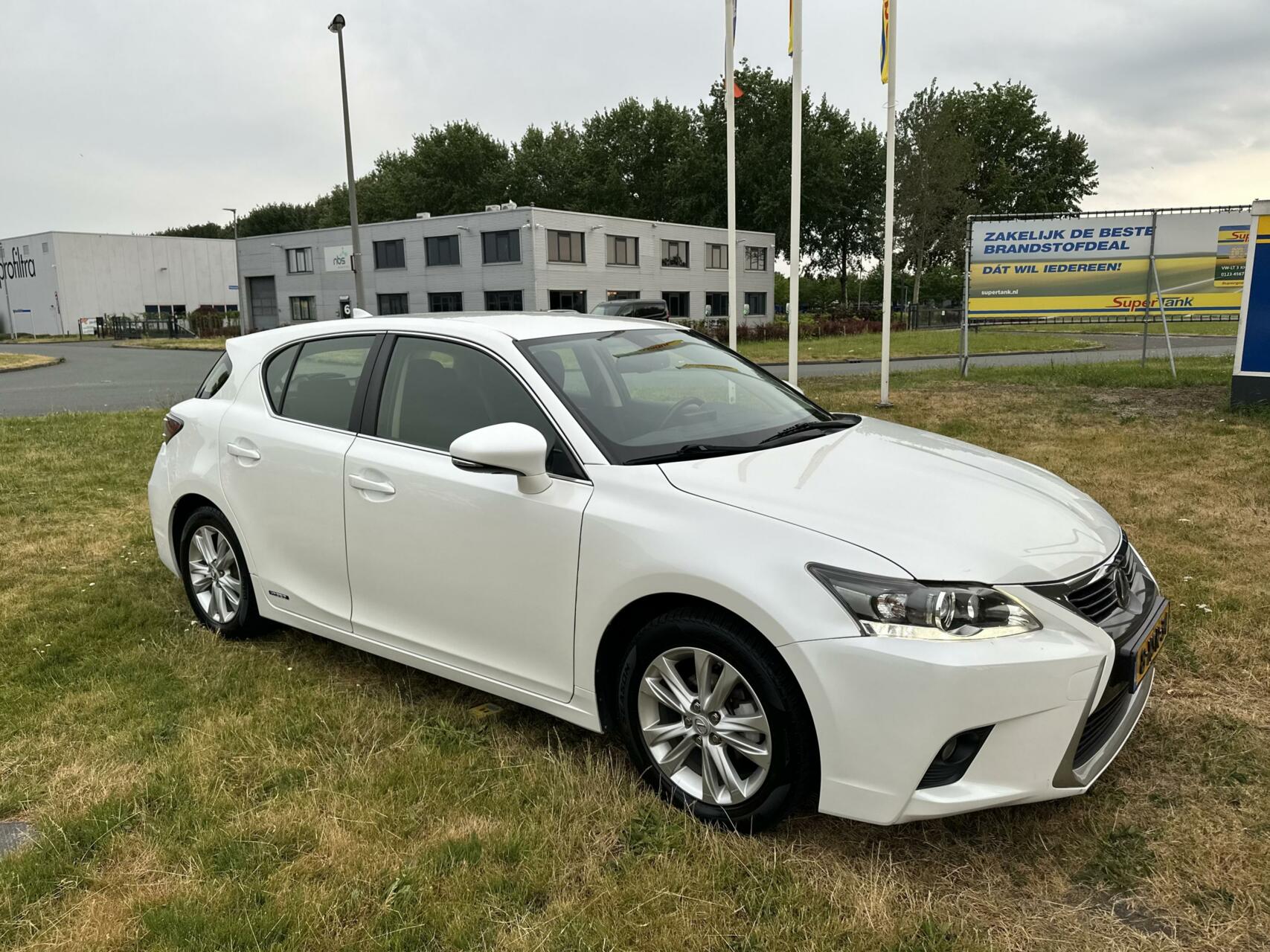 Foto van Lexus CT
