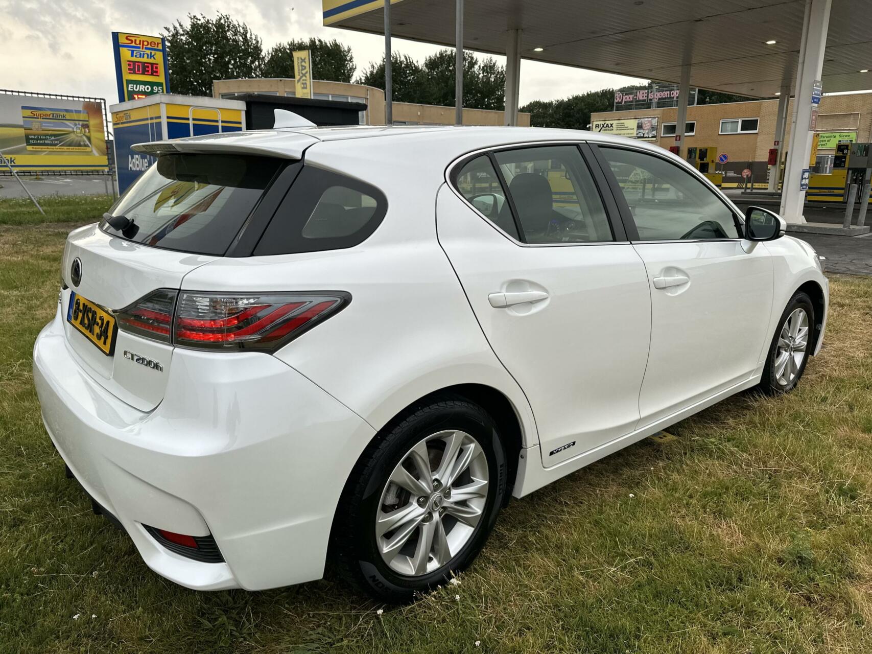Foto van Lexus CT
