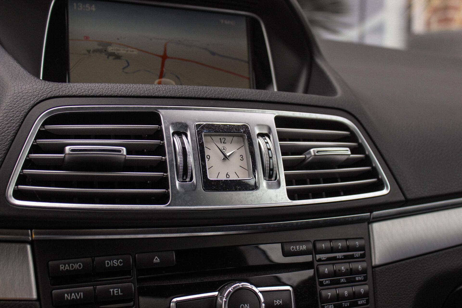 Foto van Mercedes-Benz E 200