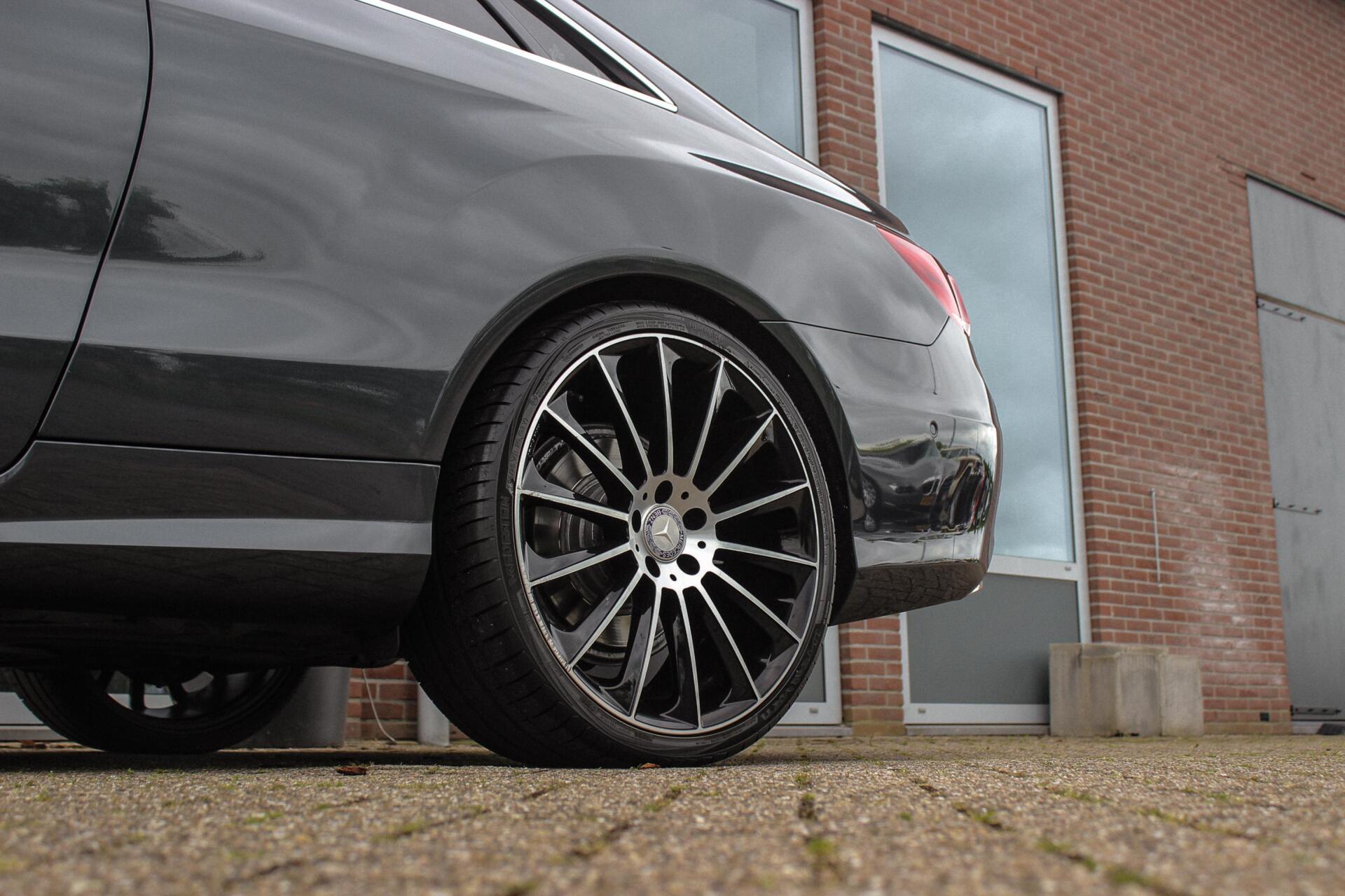 Foto van Mercedes-Benz E 200